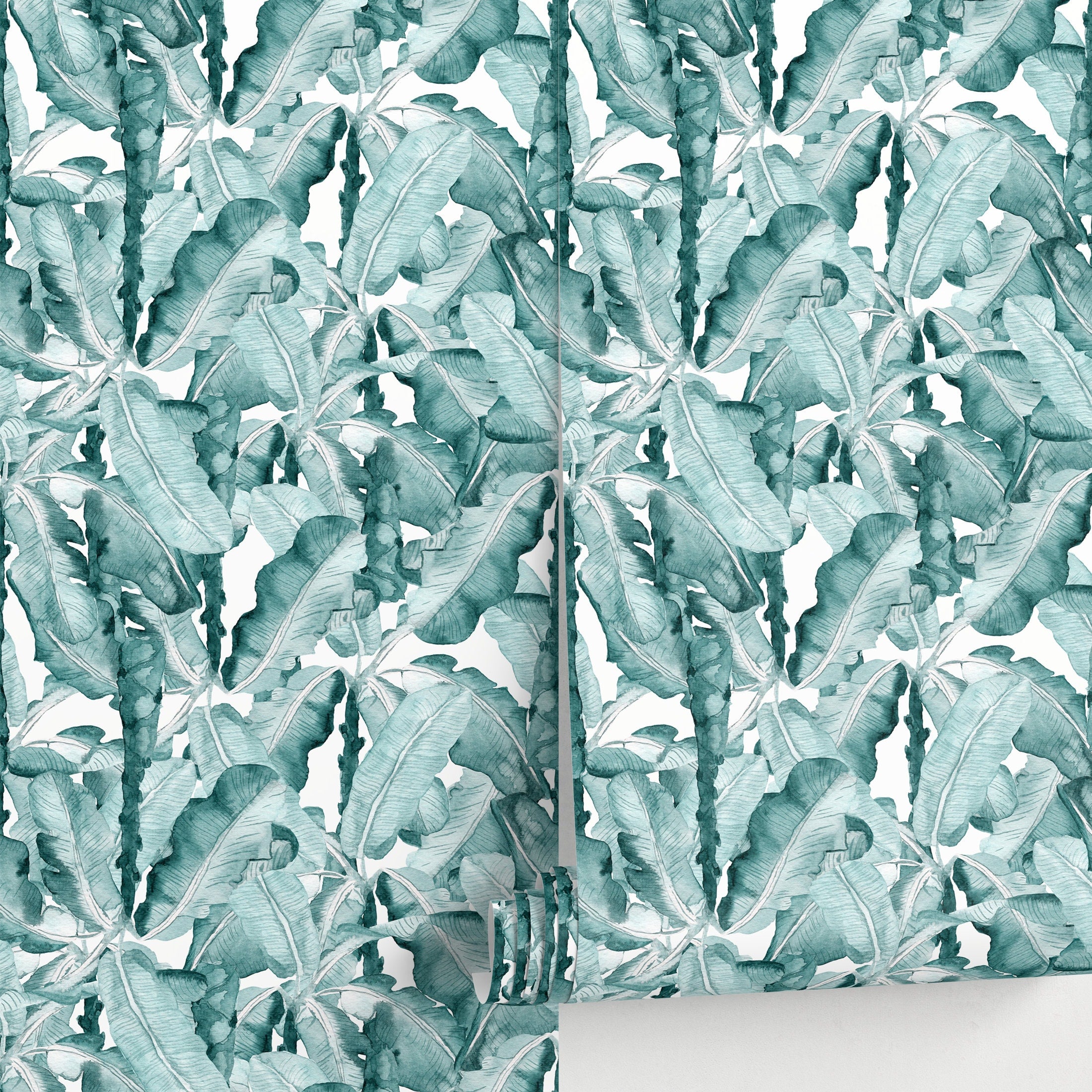 Tropical Wallpaper With A Watercolor Banana Leaf Motif In Green - A245