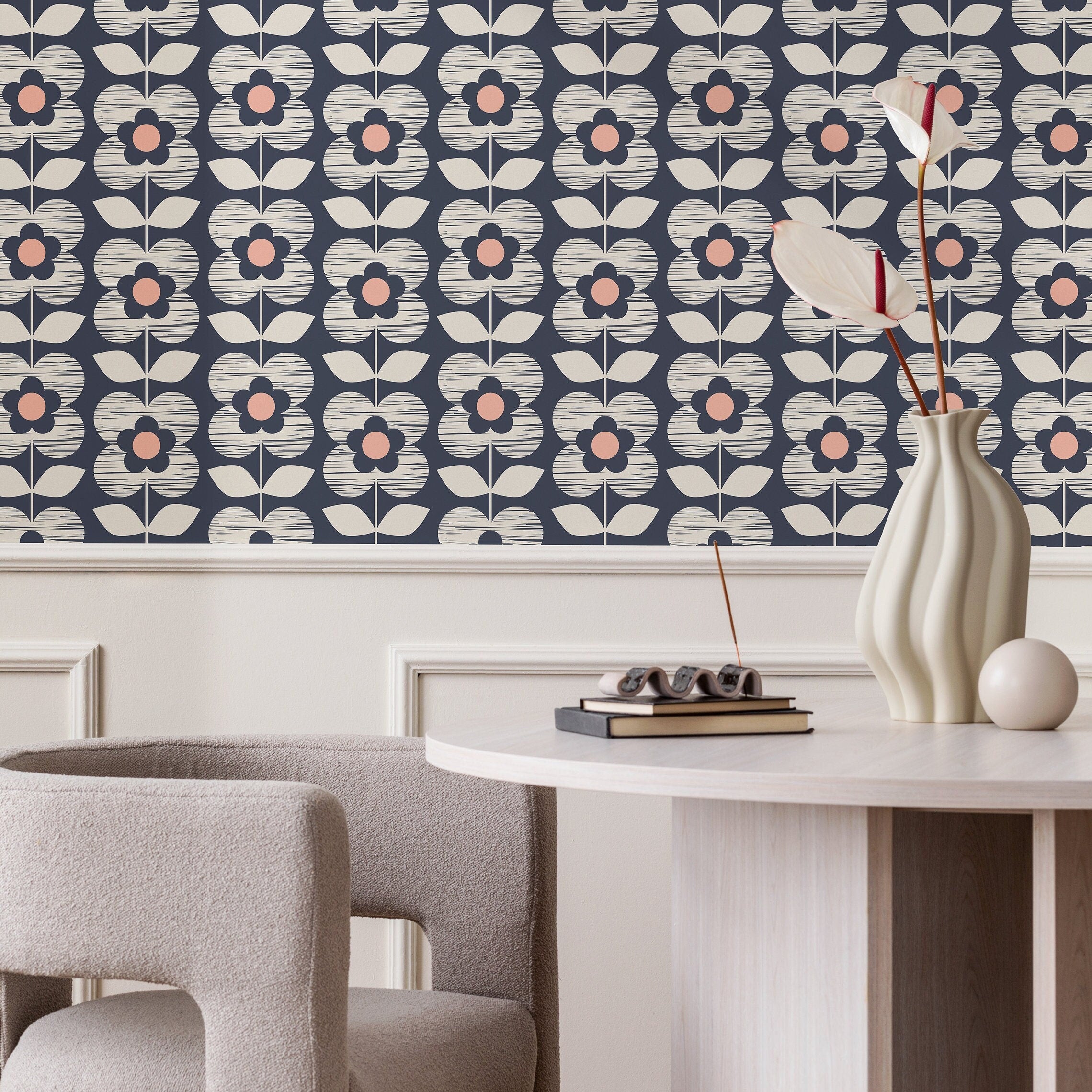 Scandinavian Wallpaper With A Retro Floral Motif In Navy, Beige, And Pink - A704