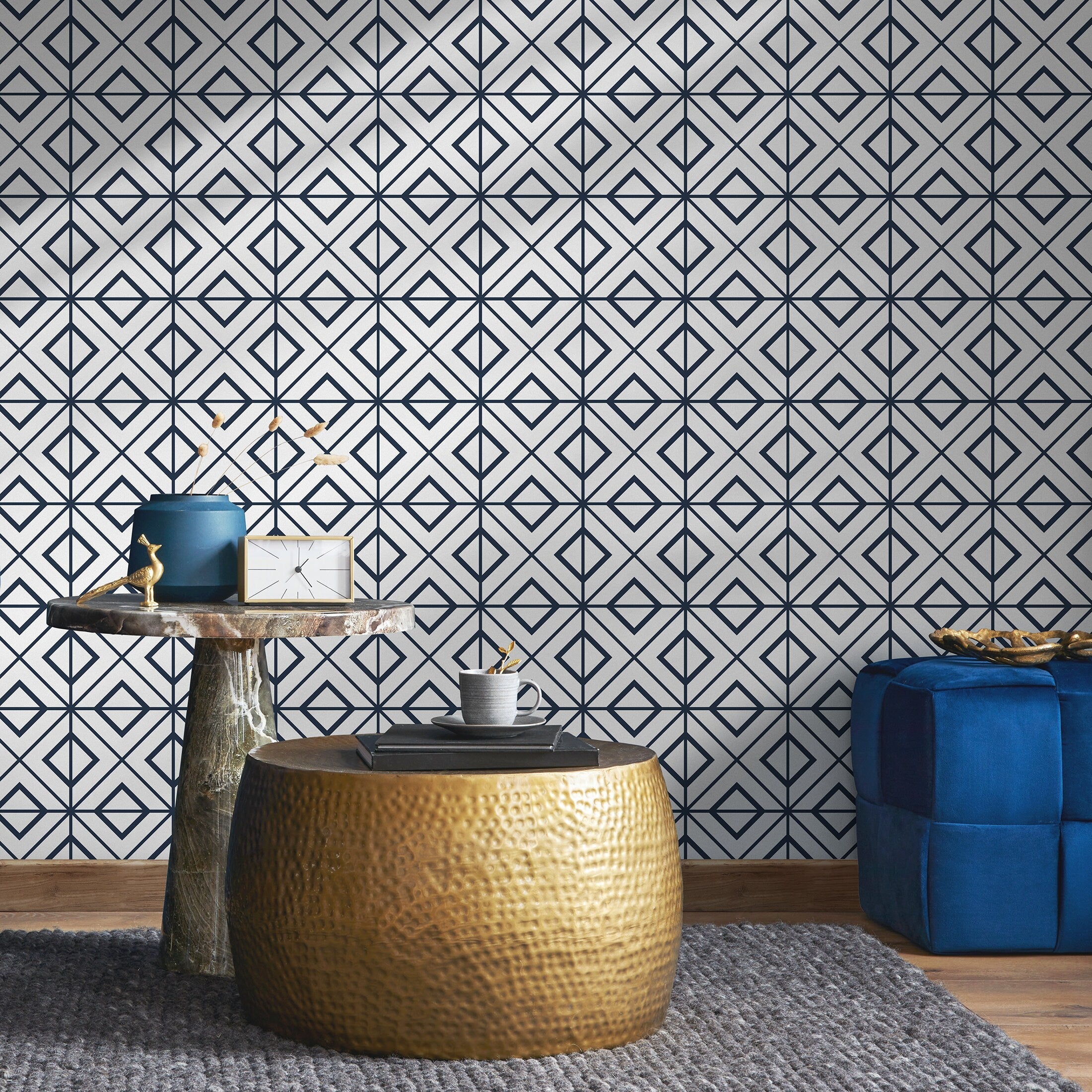 Geometric Wallpaper With An Interlocking Diamond Motif In Dark Blue And Gray - B102