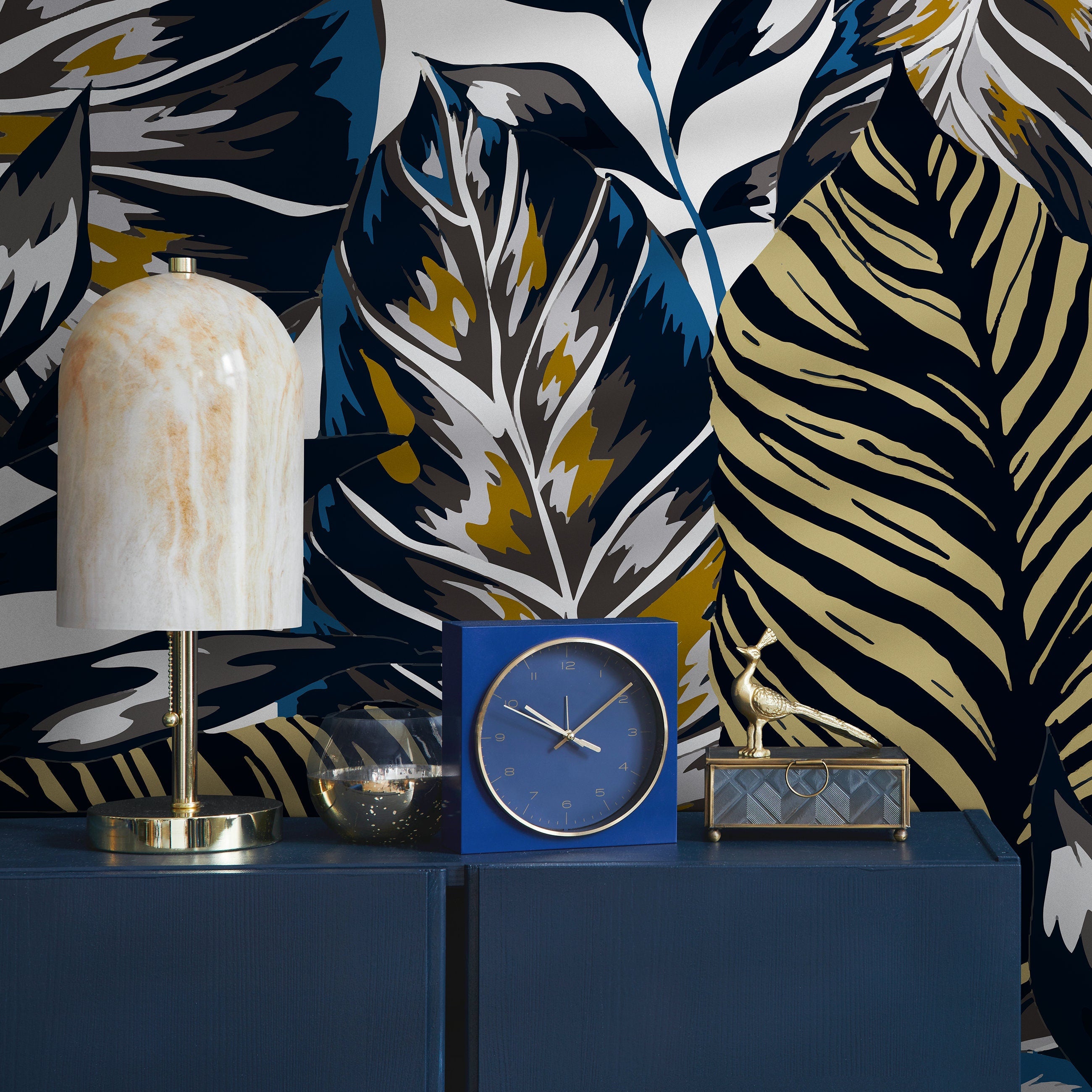 Botanical Wallpaper Featuring Bold Tropical Leaves In Blue, Gold, And Grey - B134