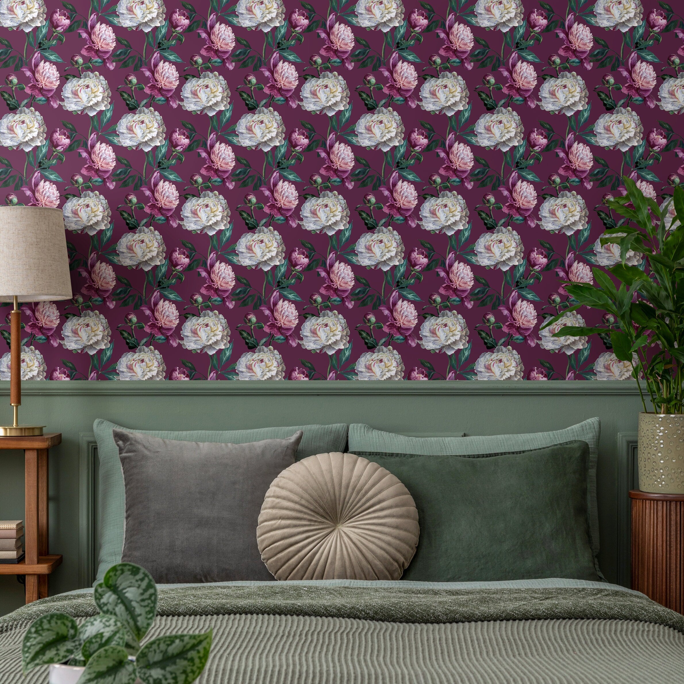Floral Wallpaper With Painted Peonies In Purple, Pink, And White - B183