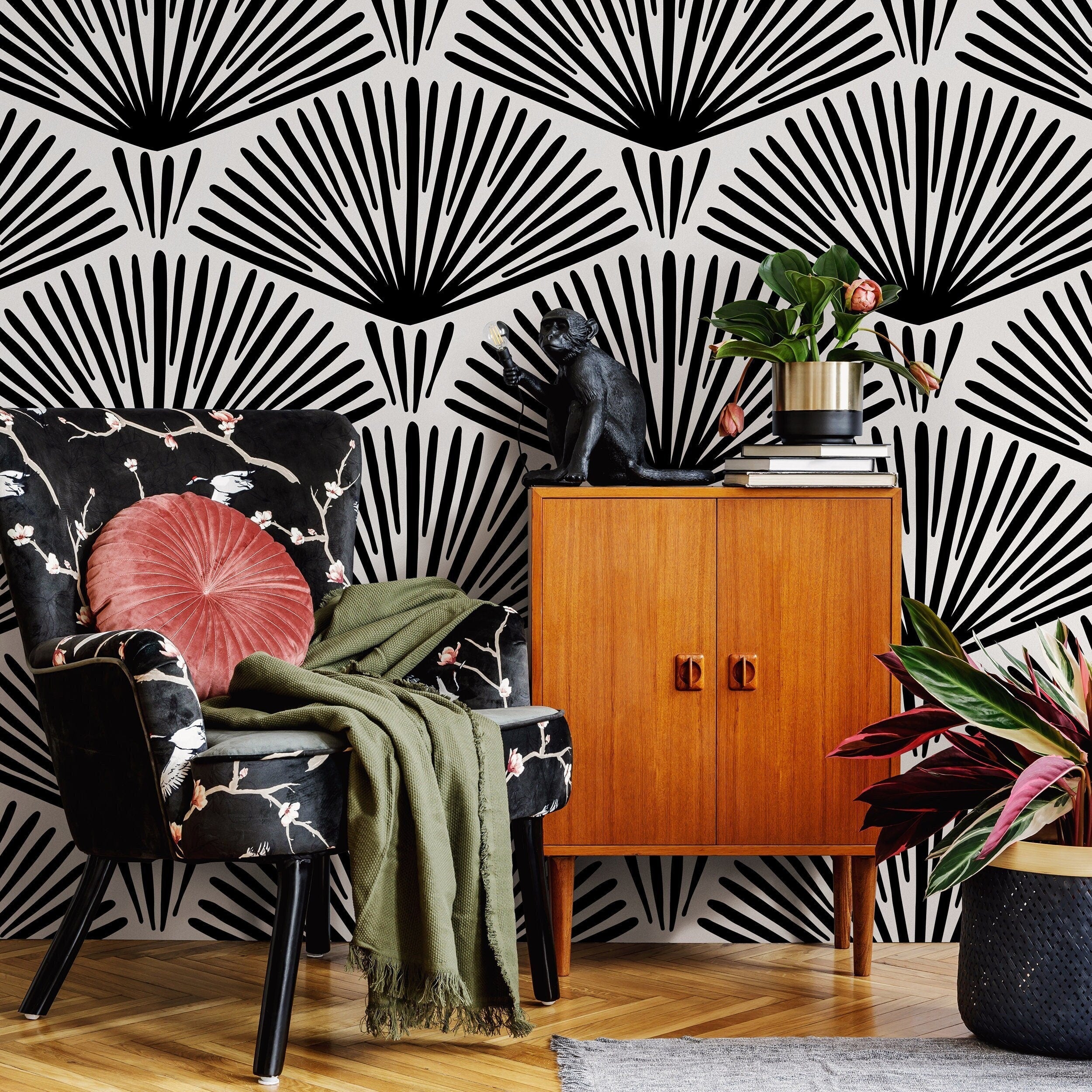 Art Deco Wallpaper With A Bold Fan Motif In Black And White - B240