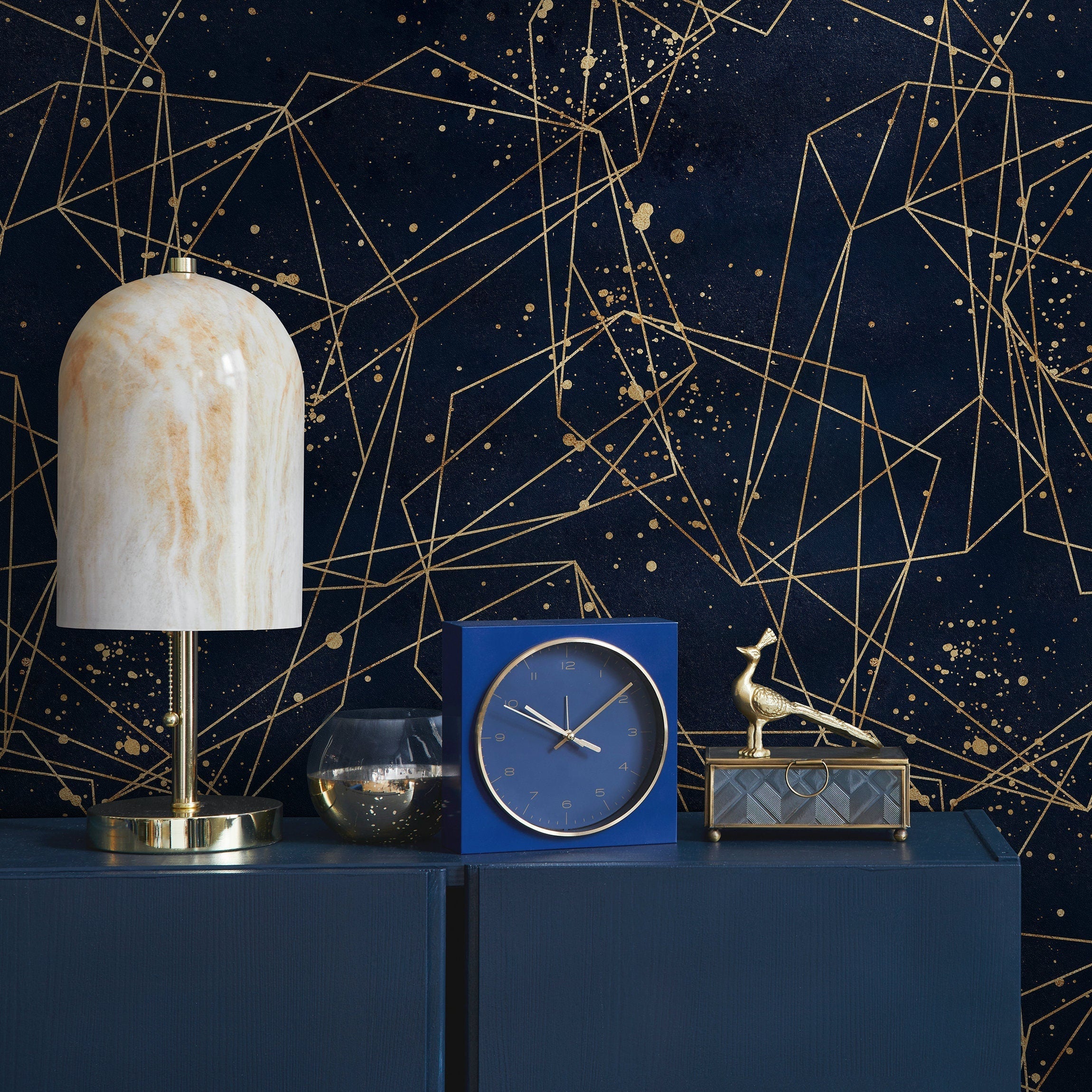 Geometric Wallpaper With Intersecting Gold Lines In Navy Blue And Gold - B322