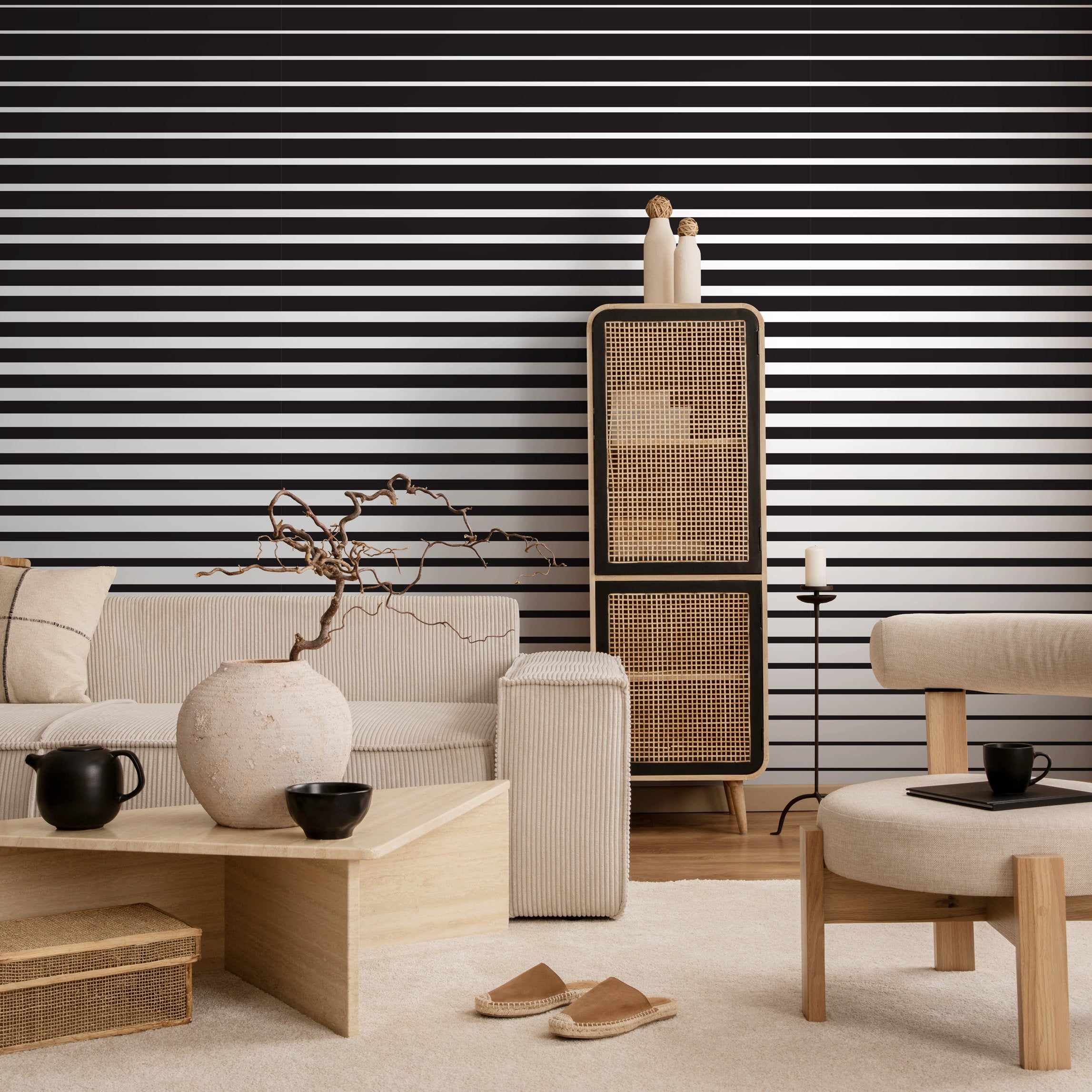 Striped Wallpaper With Bold Horizontal Lines In Black And White - B112