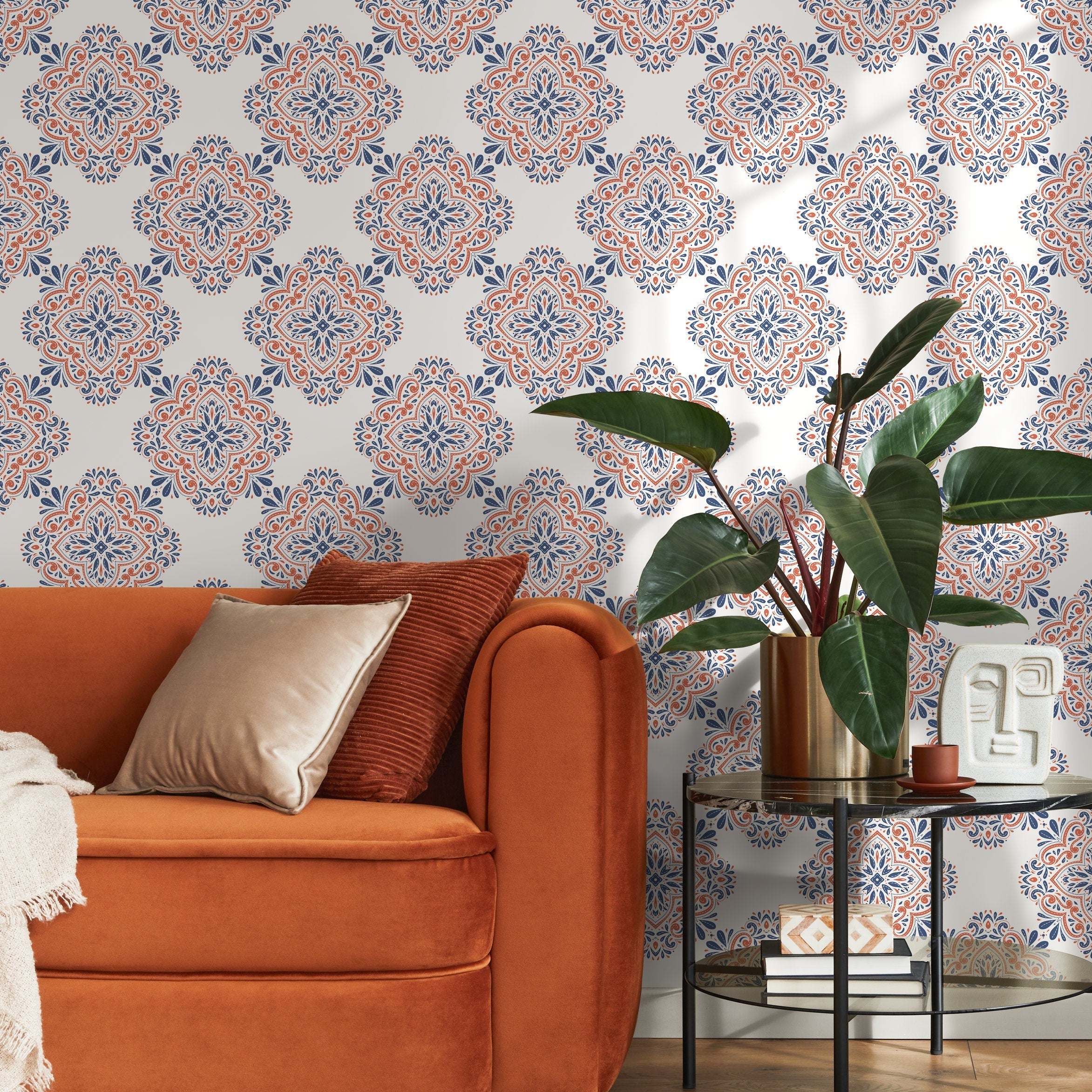 Damask Wallpaper With An Intricate Medallion Motif In Blue And Orange - B335