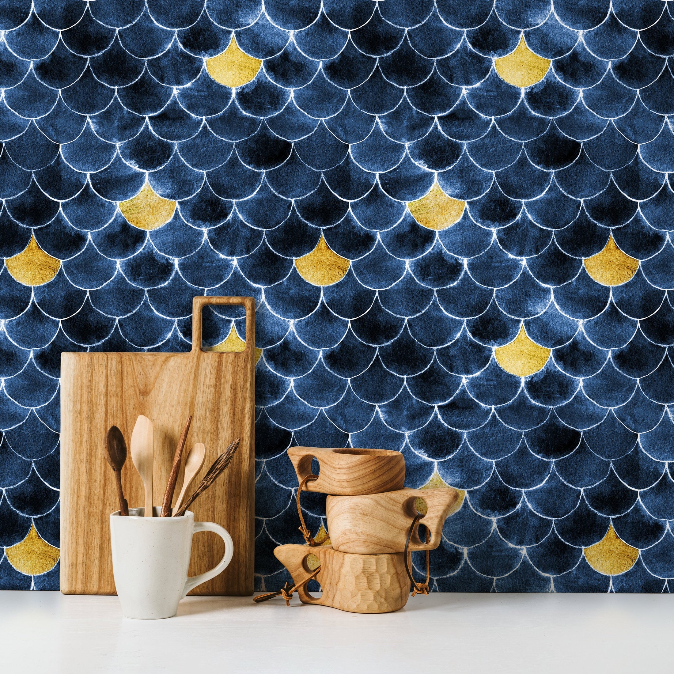 Scallop Wallpaper With A Watercolor Fish Scale Motif In Blue, Gold, And White - X091