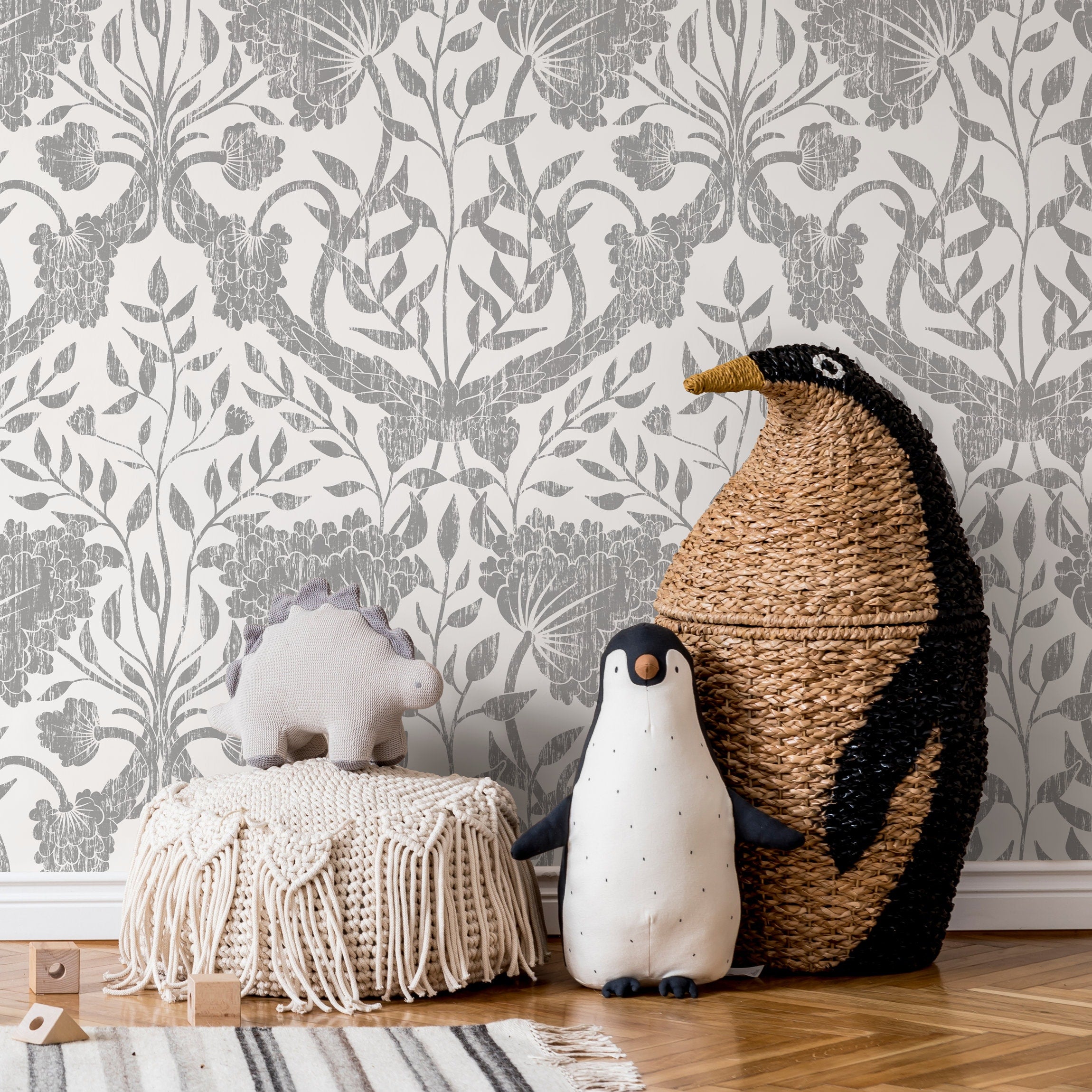 Floral Damask Wallpaper With A Distressed Motif In Grey - X169