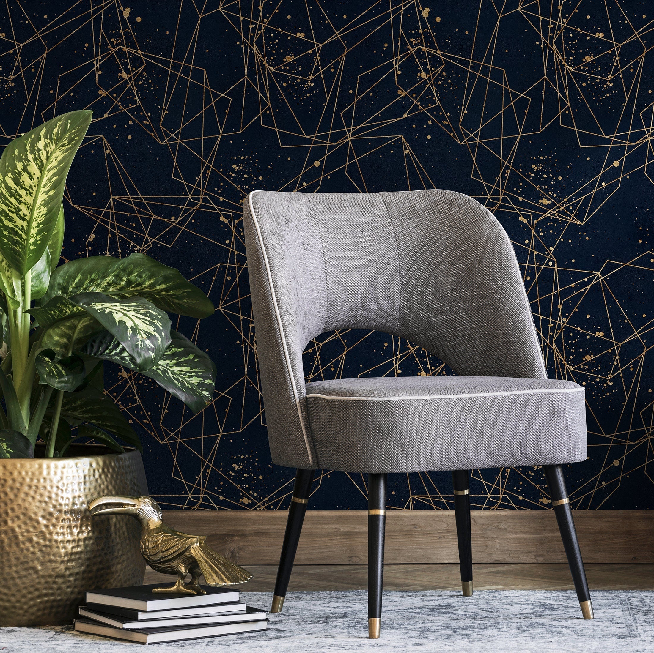 Geometric Wallpaper With Intersecting Gold Lines In Navy Blue And Gold - B322