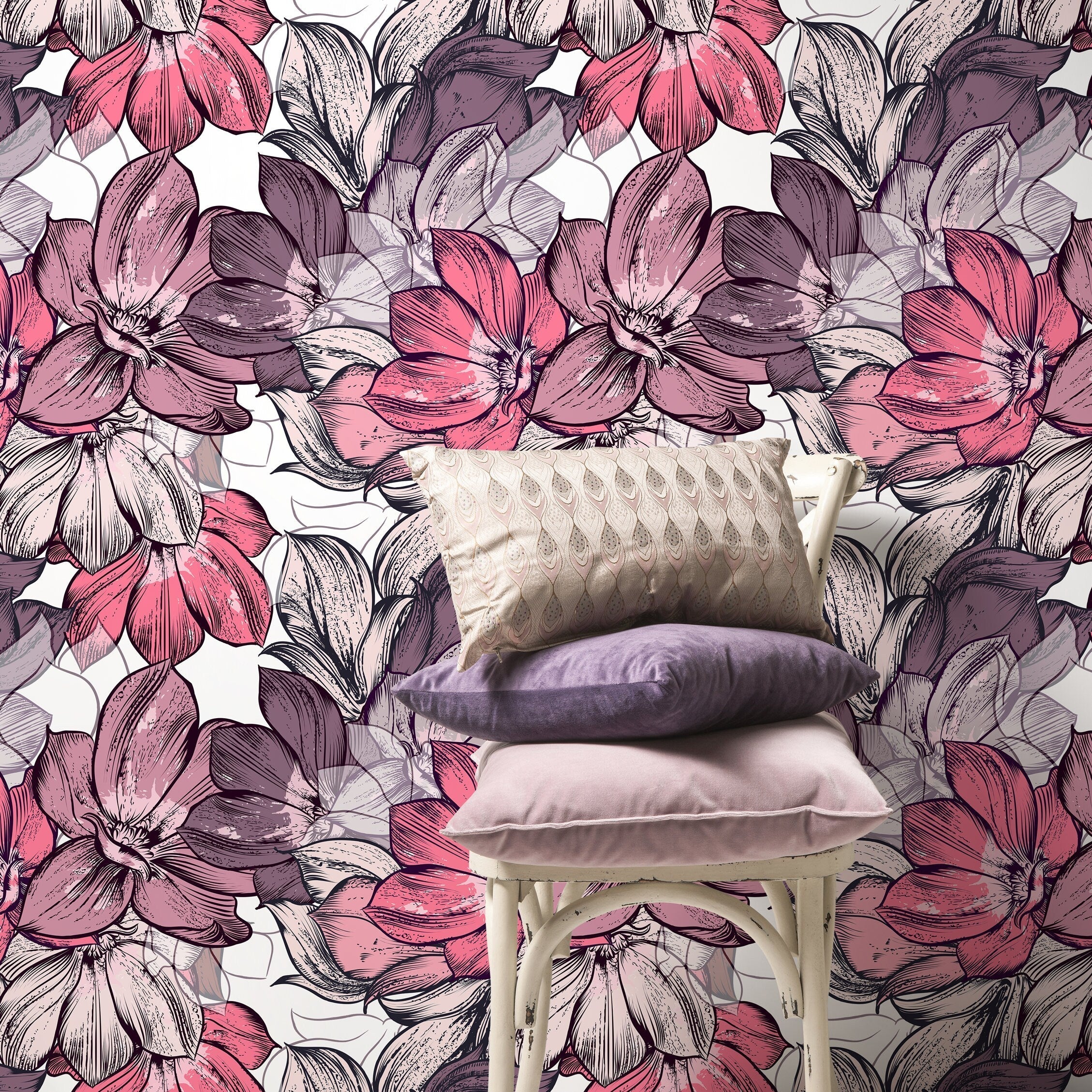 Floral Wallpaper With A Large-scale Sketched Motif In Pink And Purple - B556
