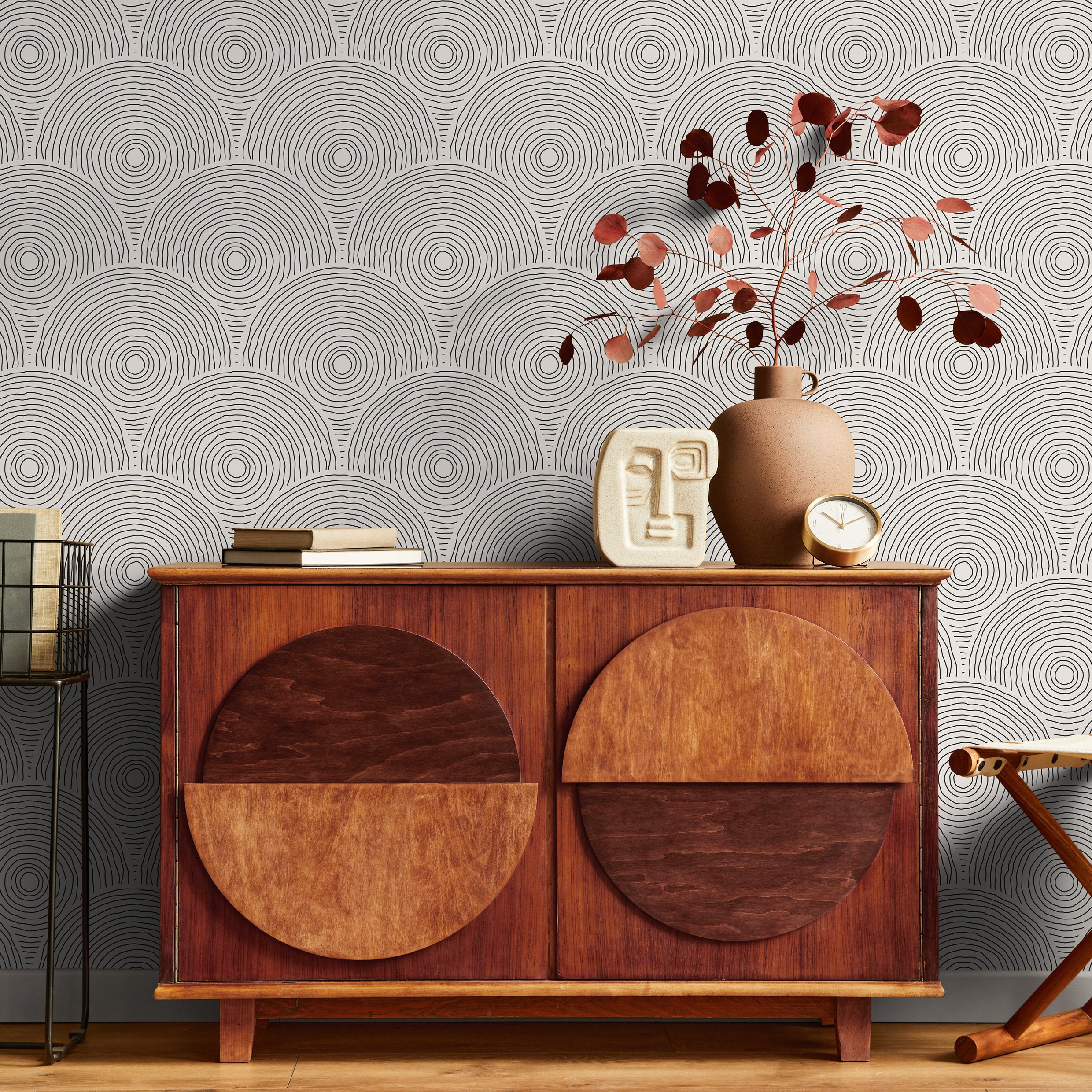 Abstract Wallpaper With Hand-drawn Concentric Arches In Black And Light Beige - B628