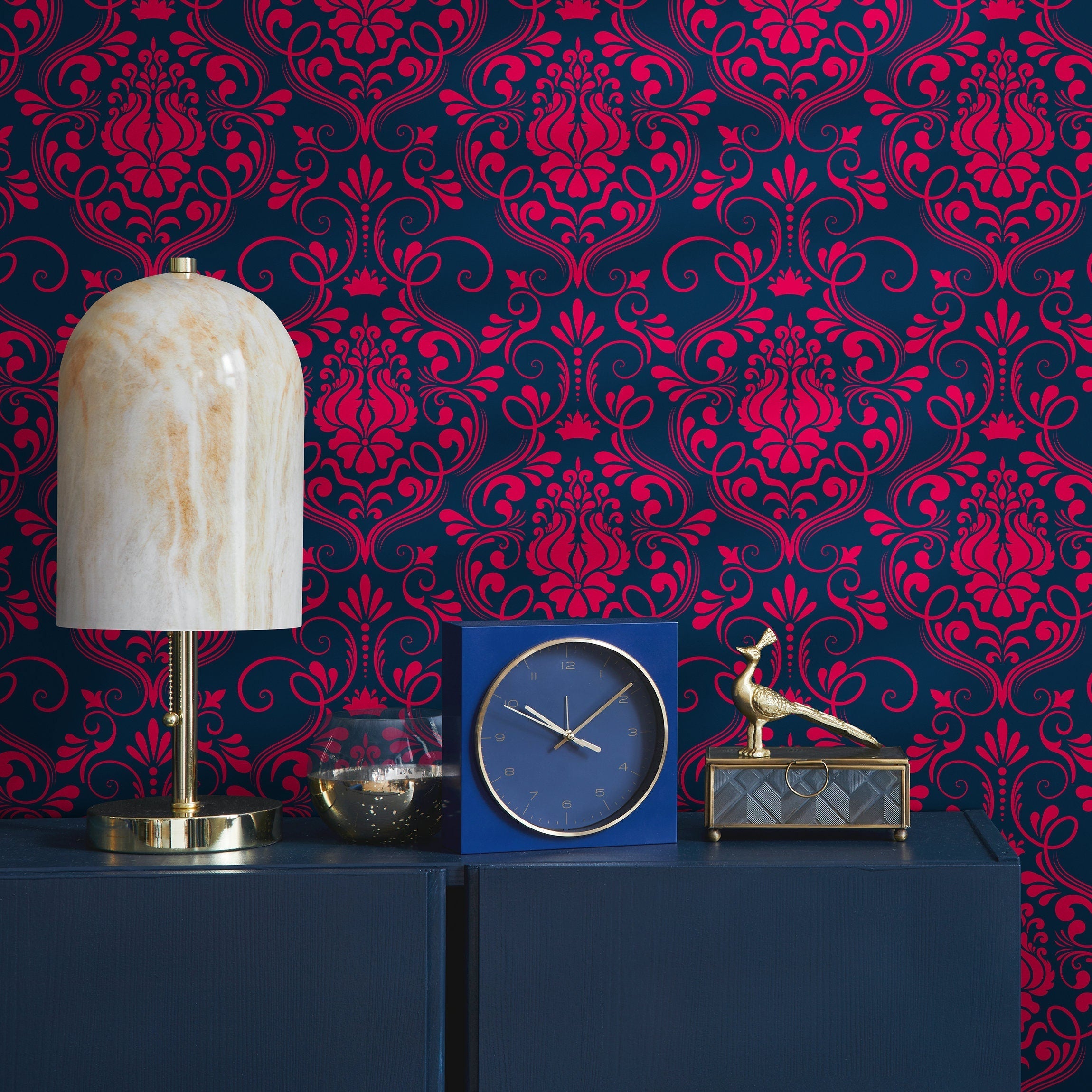 Classic Damask Wallpaper In Magenta And Navy Blue - B685