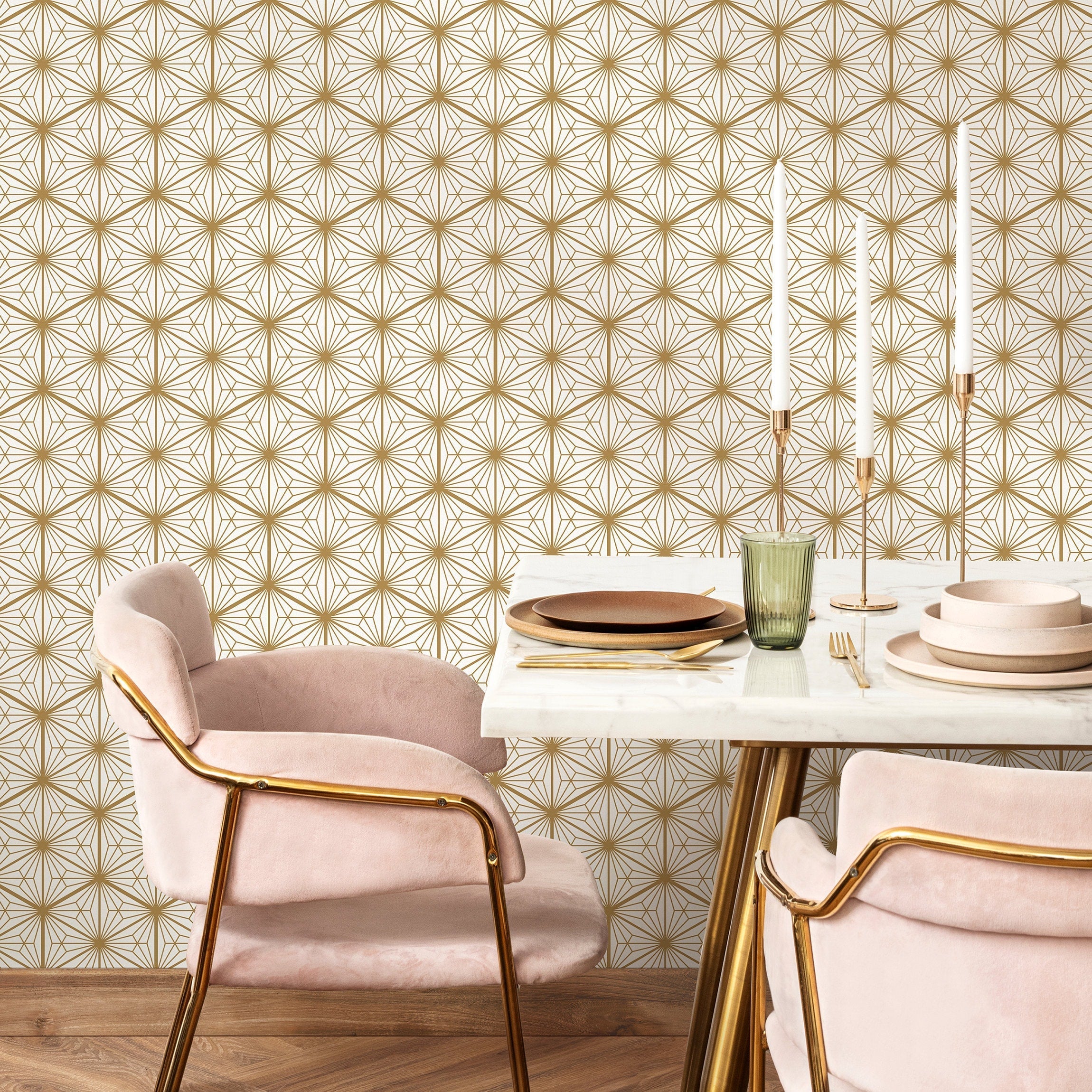 Geometric Wallpaper With An Art Deco Starburst Motif In Gold - B808