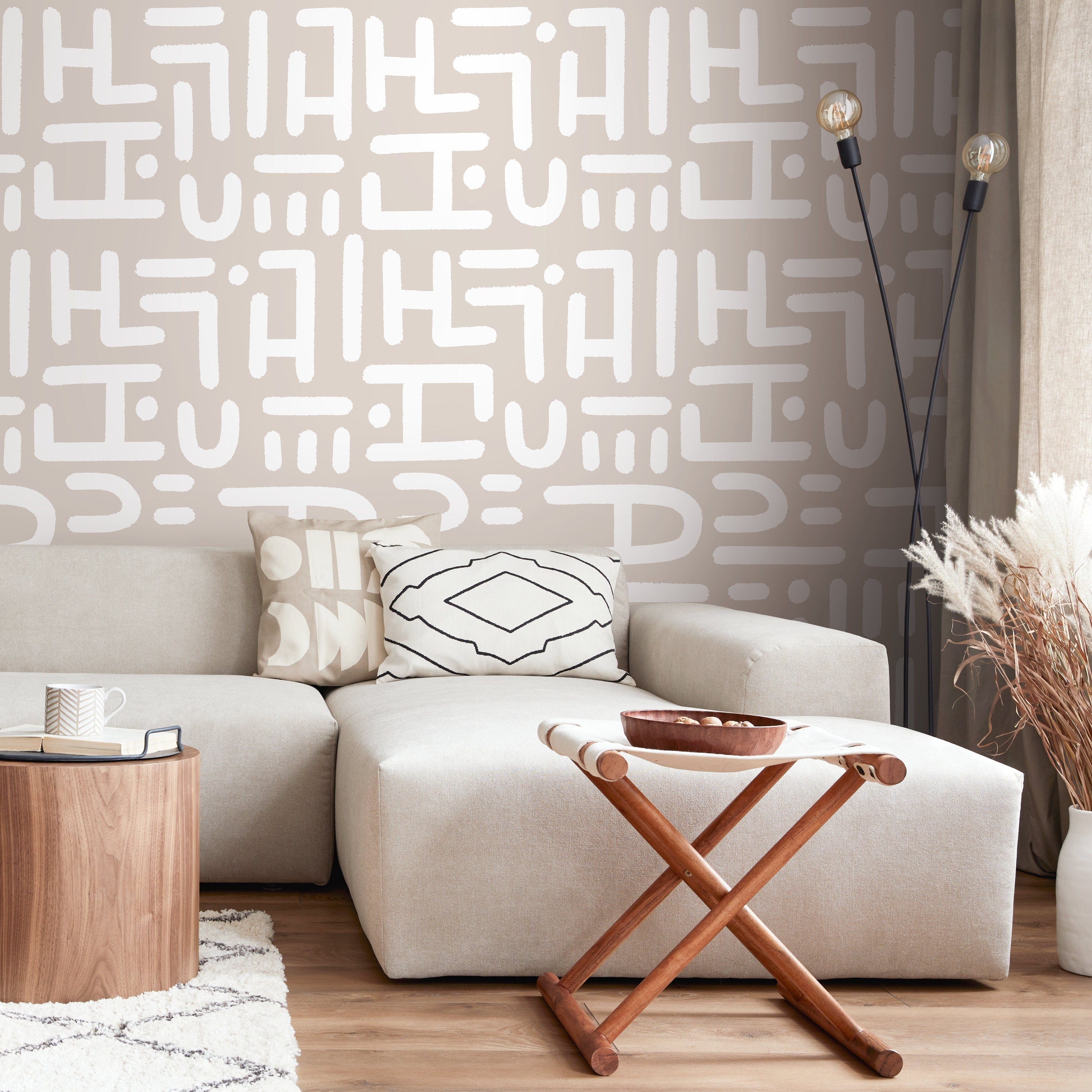 Abstract Wallpaper With Hand-drawn Geometric Forms In Beige And White - B994