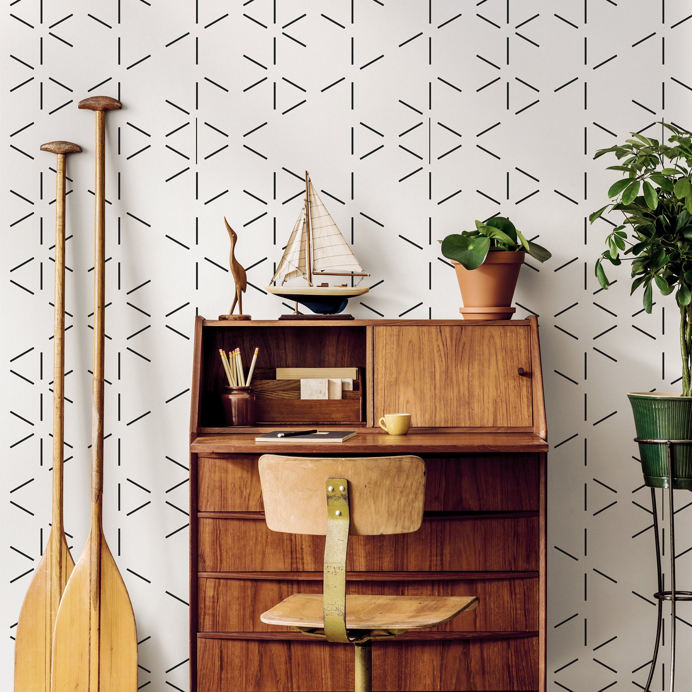 Geometric Wallpaper Featuring An Abstract Line Pattern In Black And White - B154