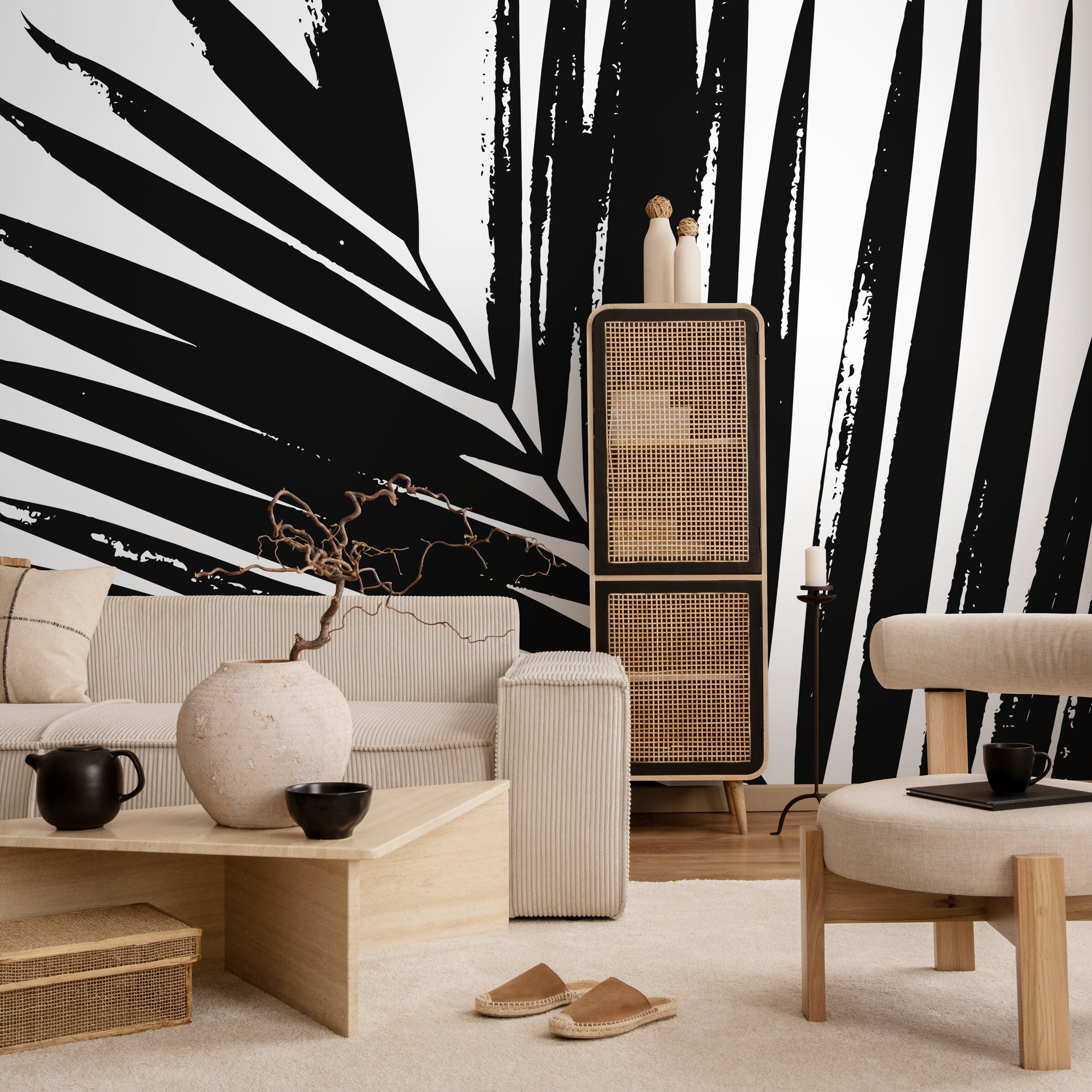 Abstract Botanical Wallpaper With Graphic Leaves In Black And White - B354