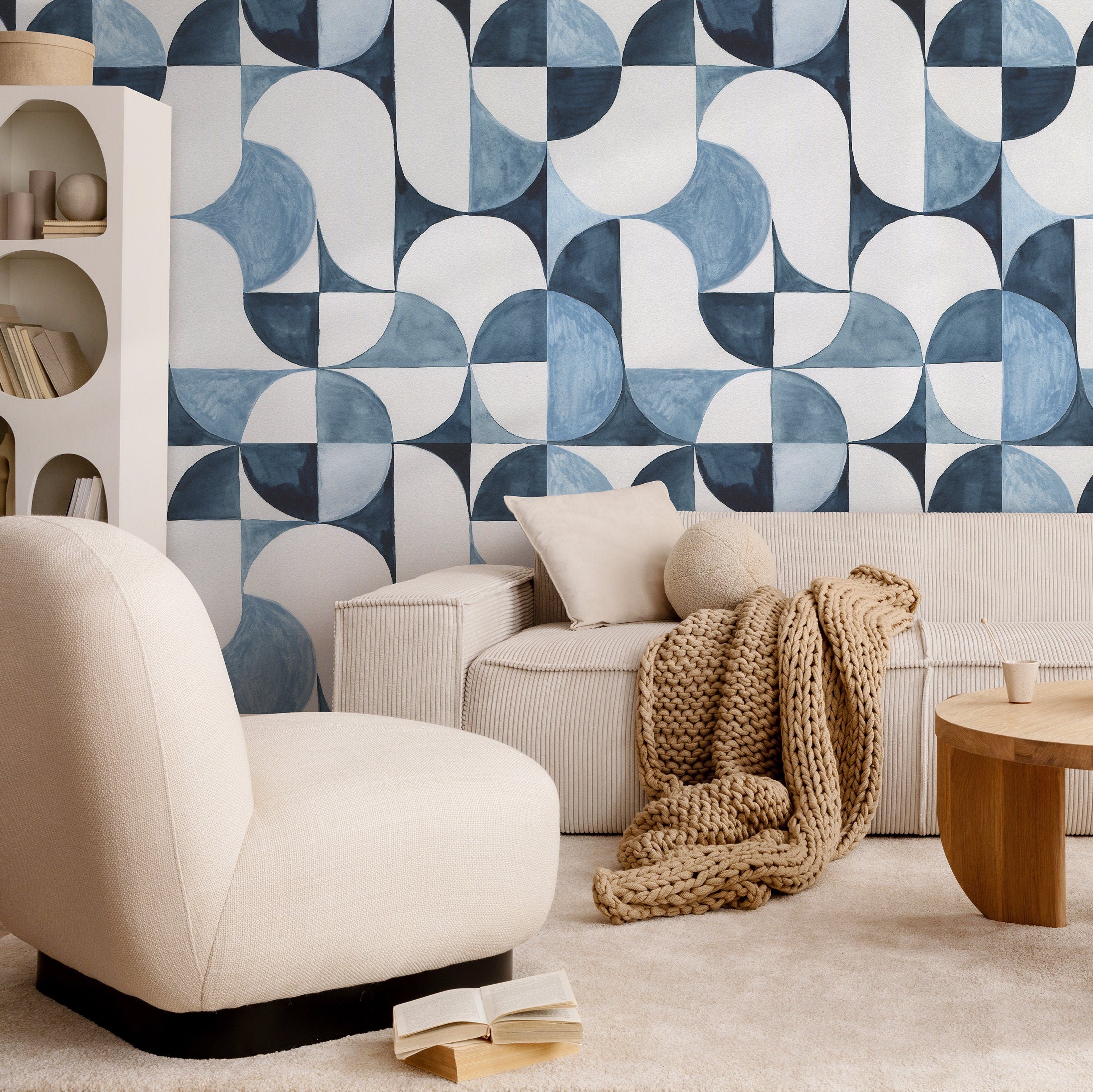 Geometric Wallpaper With A Watercolor Circle Motif In Shades Of Blue - B091