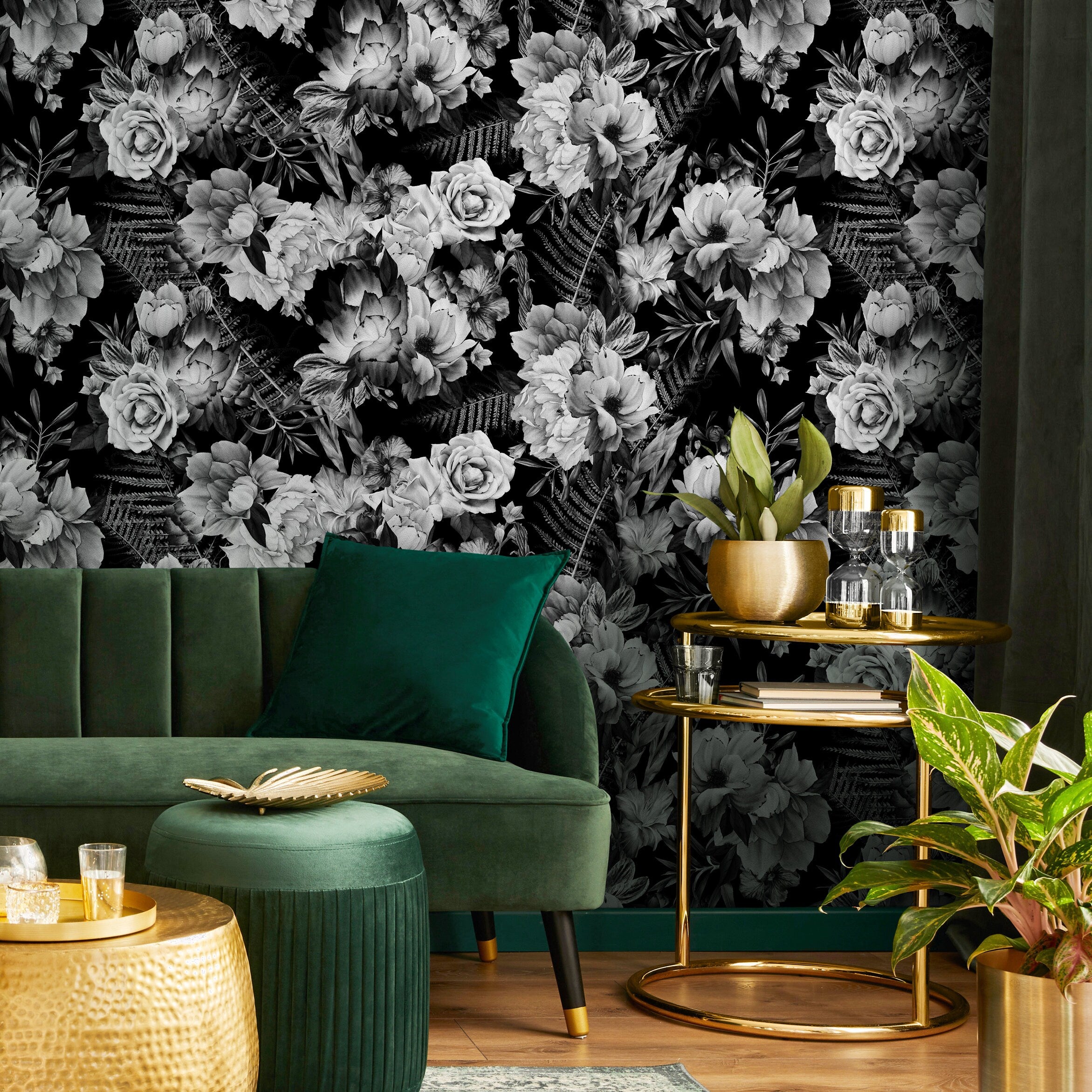 Floral Wallpaper With Dramatic Peonies And Roses In Black And White - B099