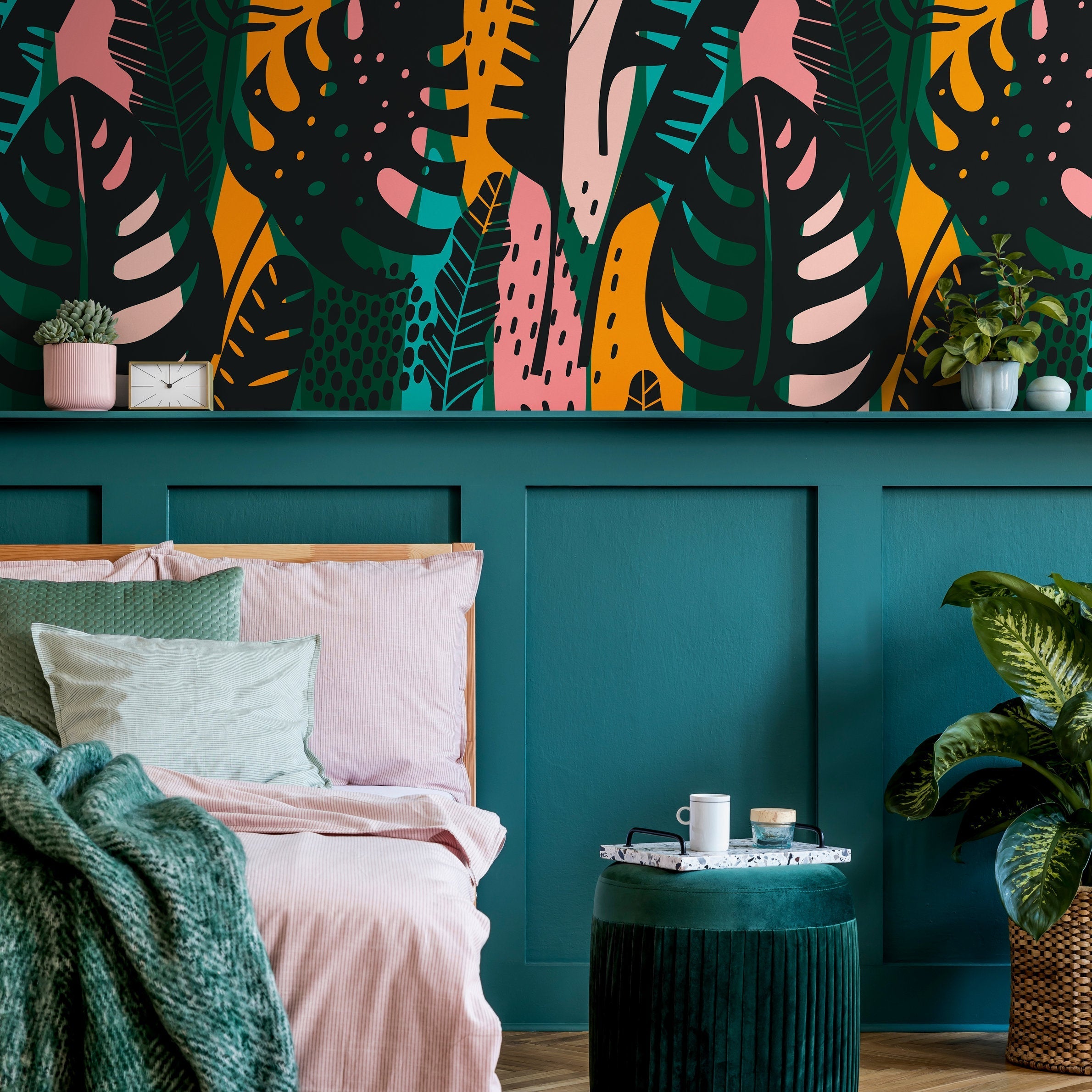 Botanical Wallpaper With An Abstract Jungle Leaf Motif In Black, Green, And Yellow - B177