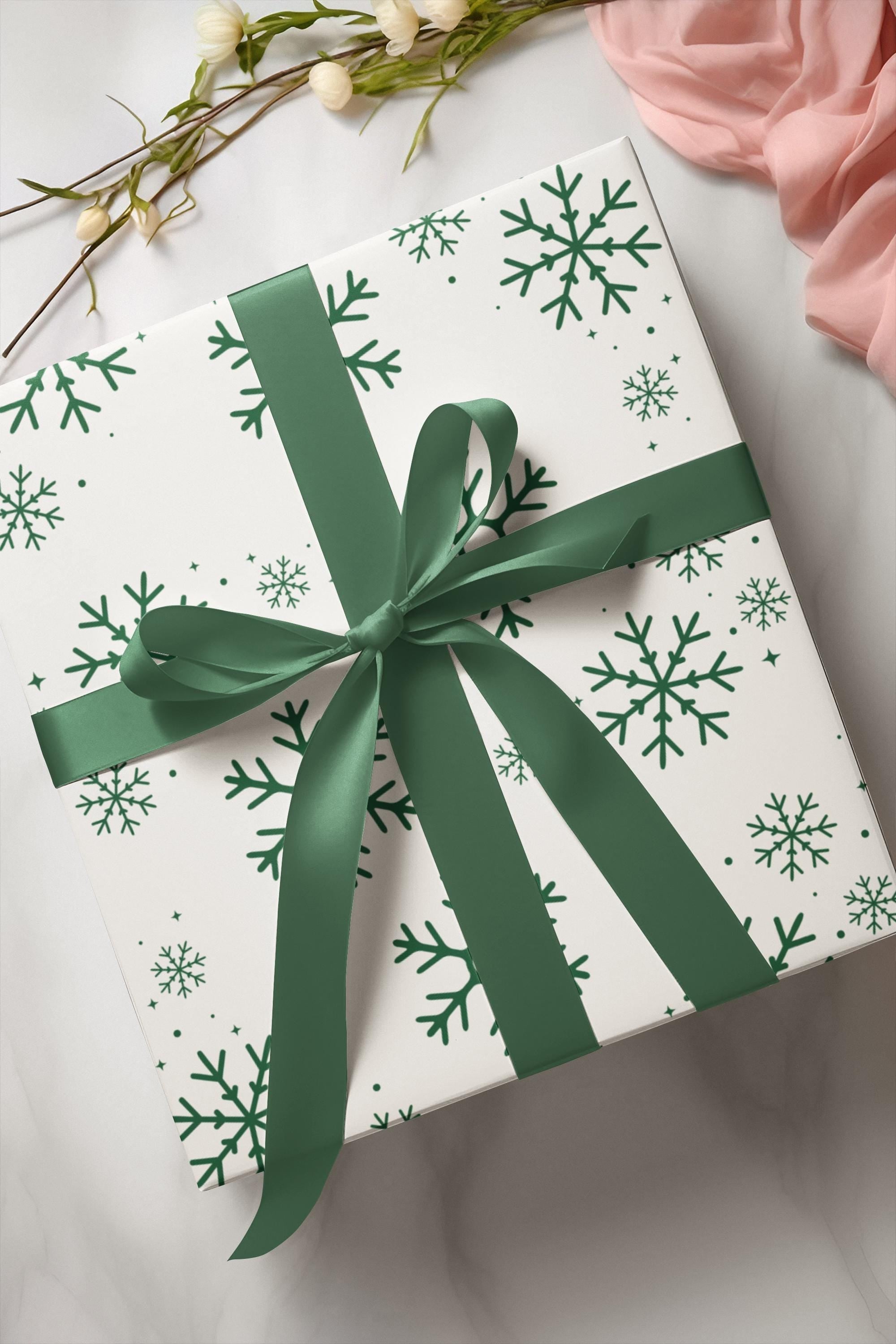 Green Snowflakes Christmas Wrapping Paper