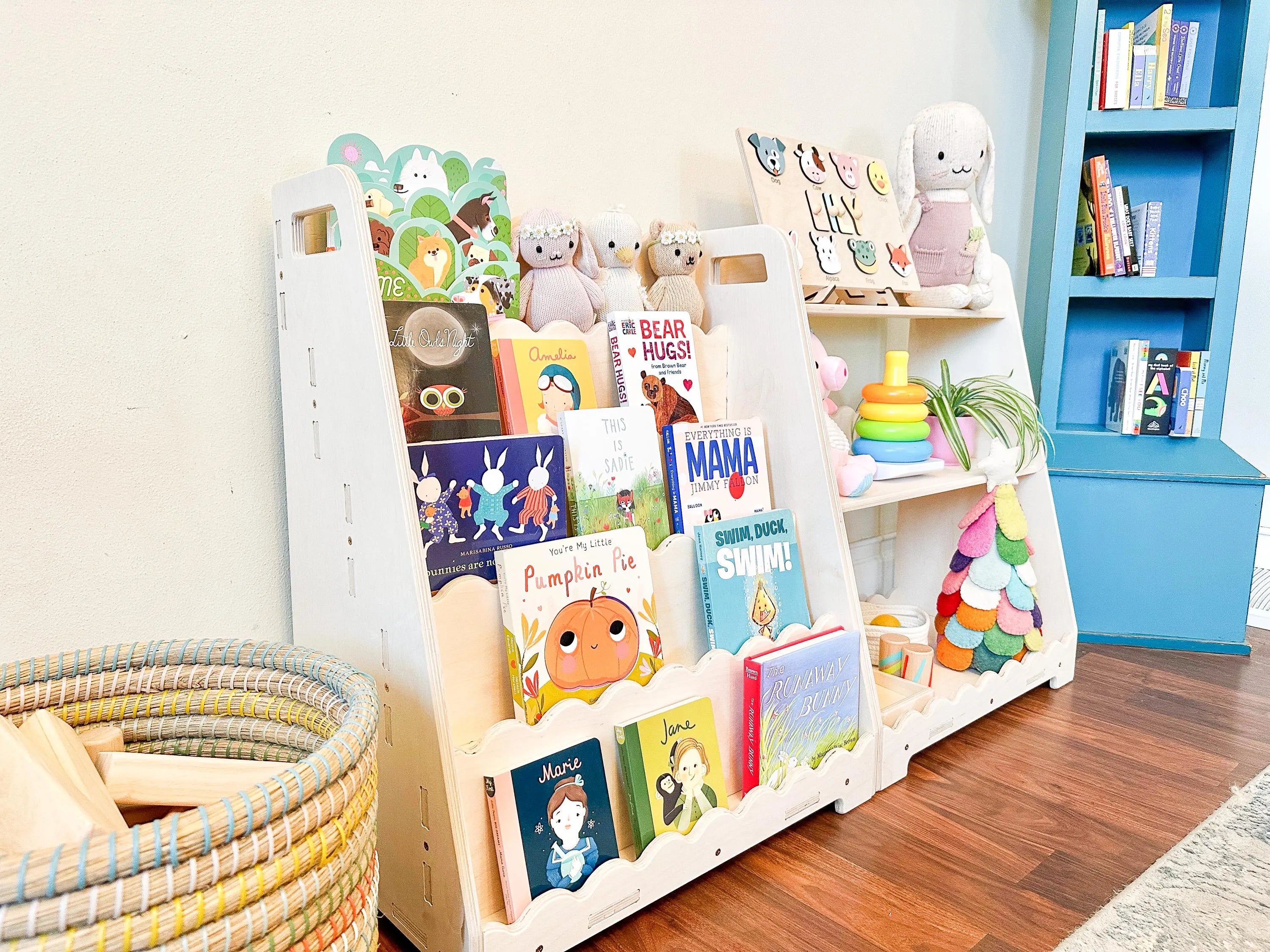 Lori Scalloped- Bookshelf + Toy Shelf Set