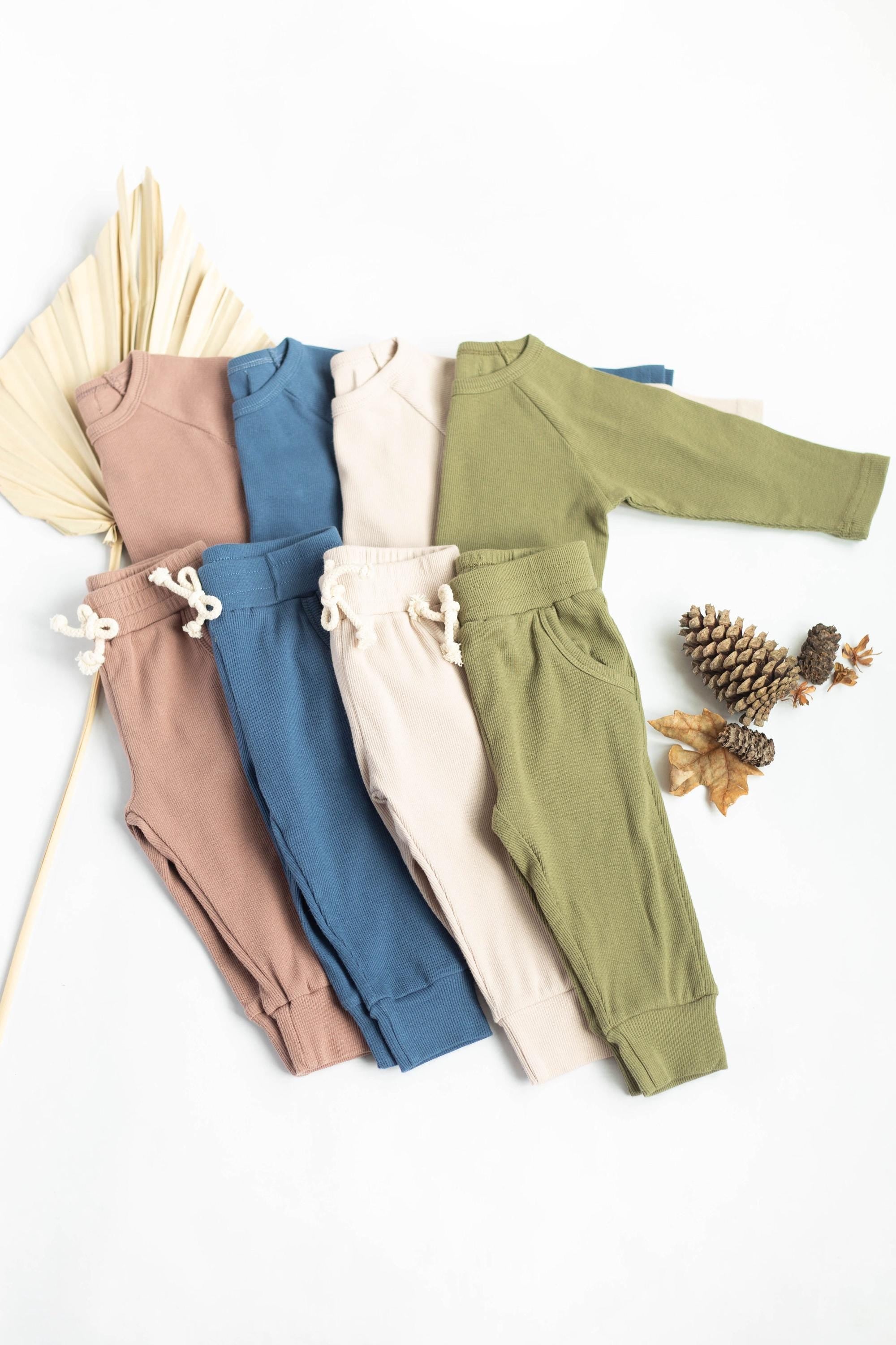Cozy Ribbed Cotton Set For Kids - Perfect Holiday Gift For Baby And Kids