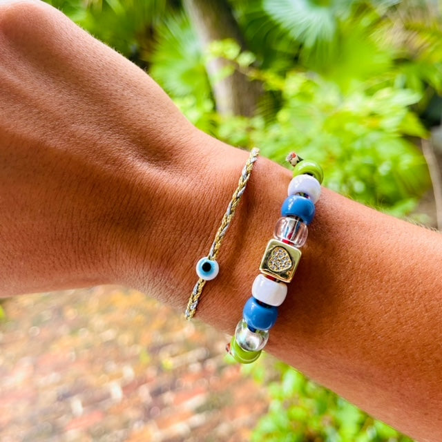 Le Catch X Oiya: Liberty Gold Heart Charm Bracelet