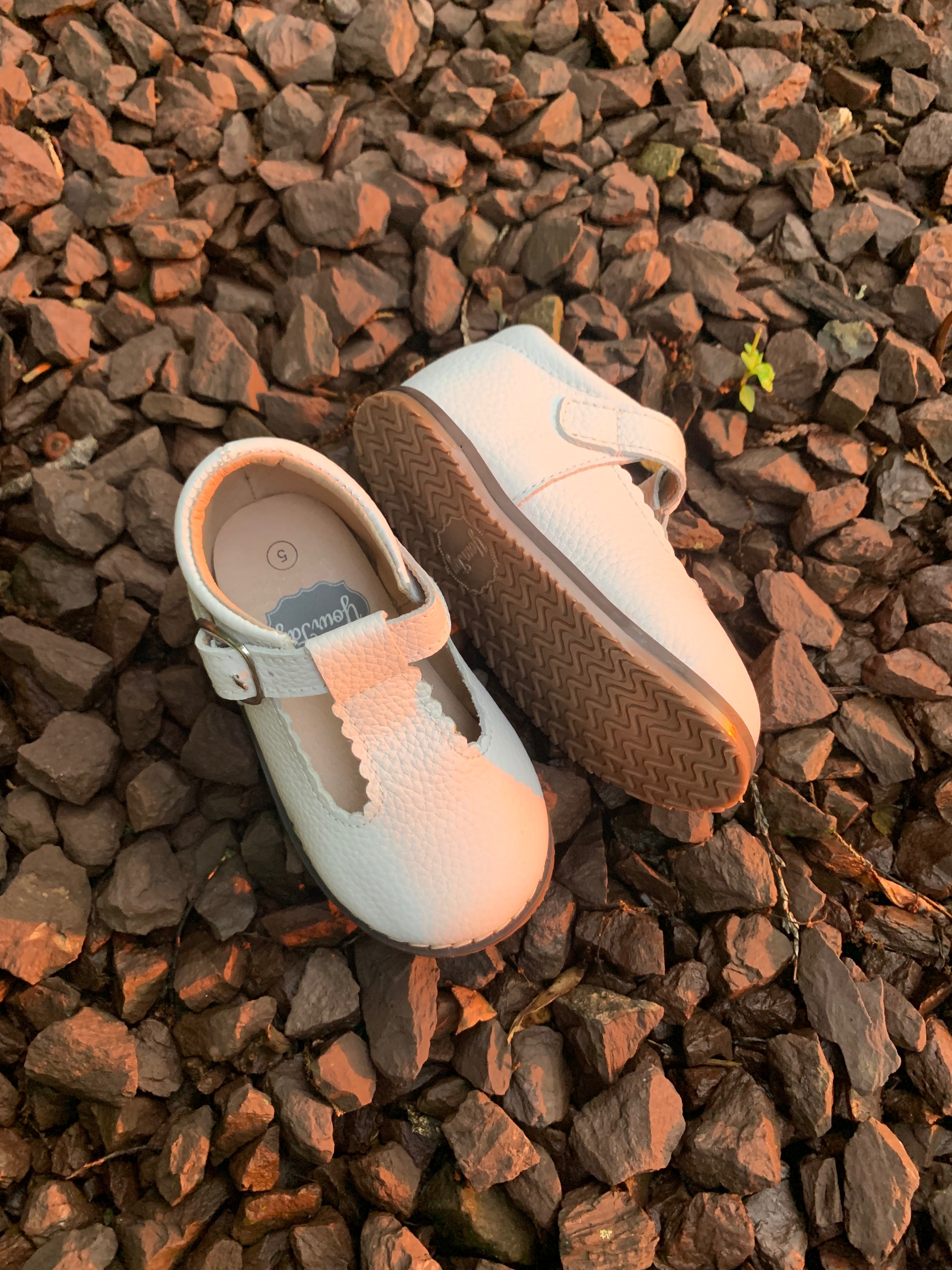 New T-straps White