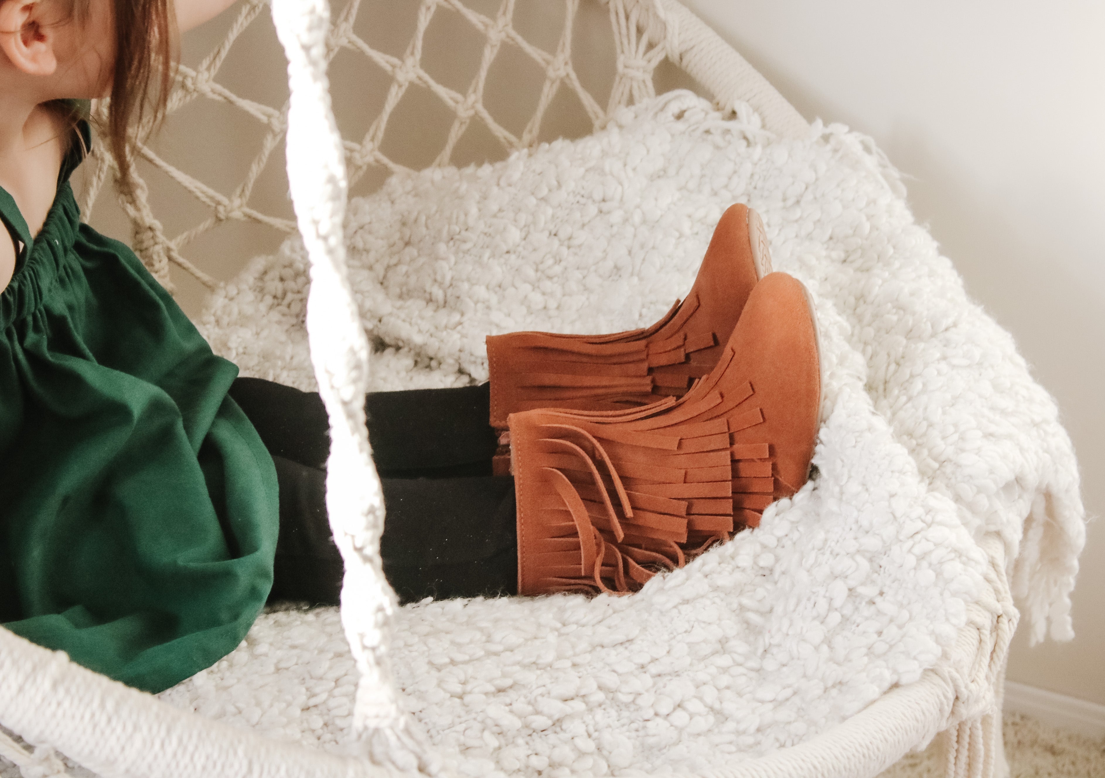 Kenzie Fringe 𝐁𝐎𝐎𝐓𝐒 - Brown