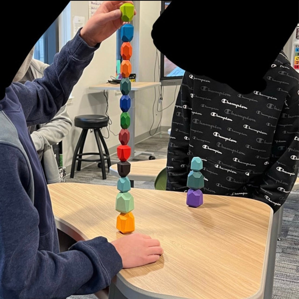 16 Pcs Wooden Stone Balancing Stacking Blocks In Primary Colors