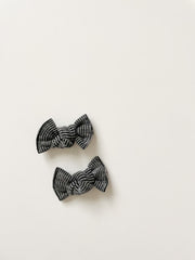 Black & Grey Ribbed Knot