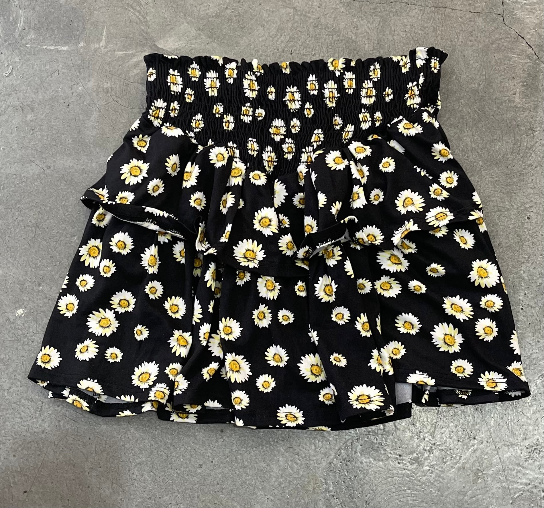 Tweenstyle - Daisy Print Smocked Skirt