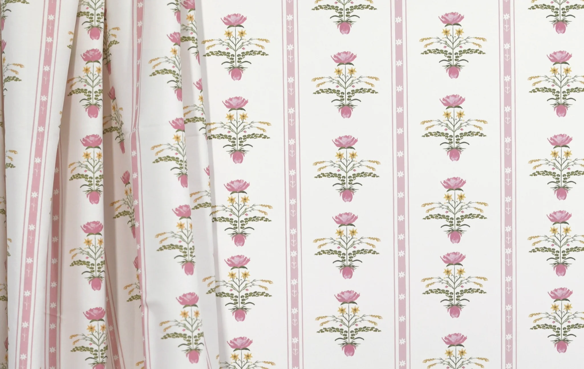 Lotus Garden In Rose Wallpaper