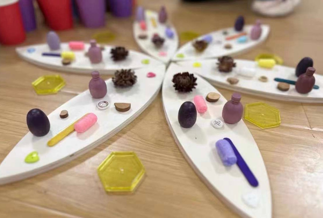 24 Pcs Natural Wooden Petal Mandala Platforms With Storage Tray