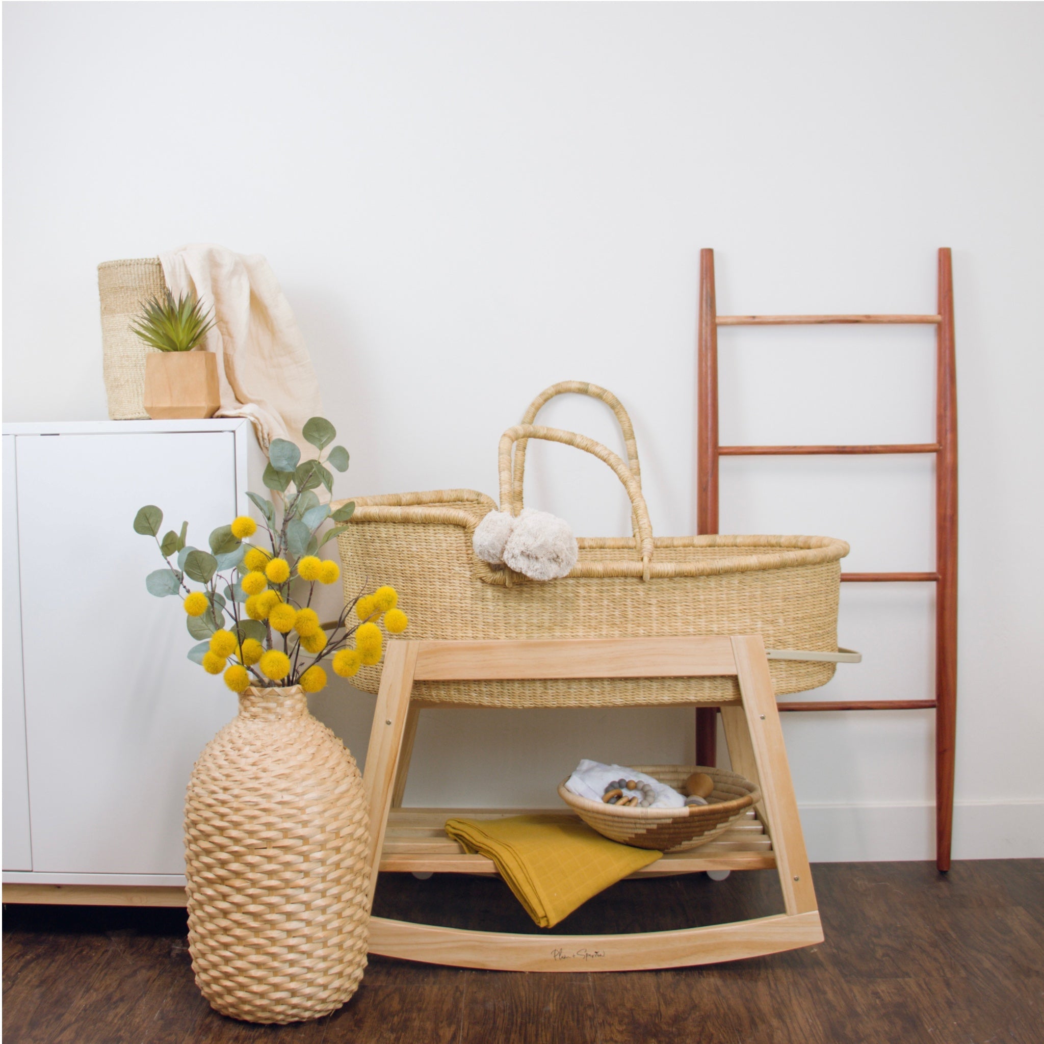 Classic Rocking moses Bassinet Stand with Brake natural