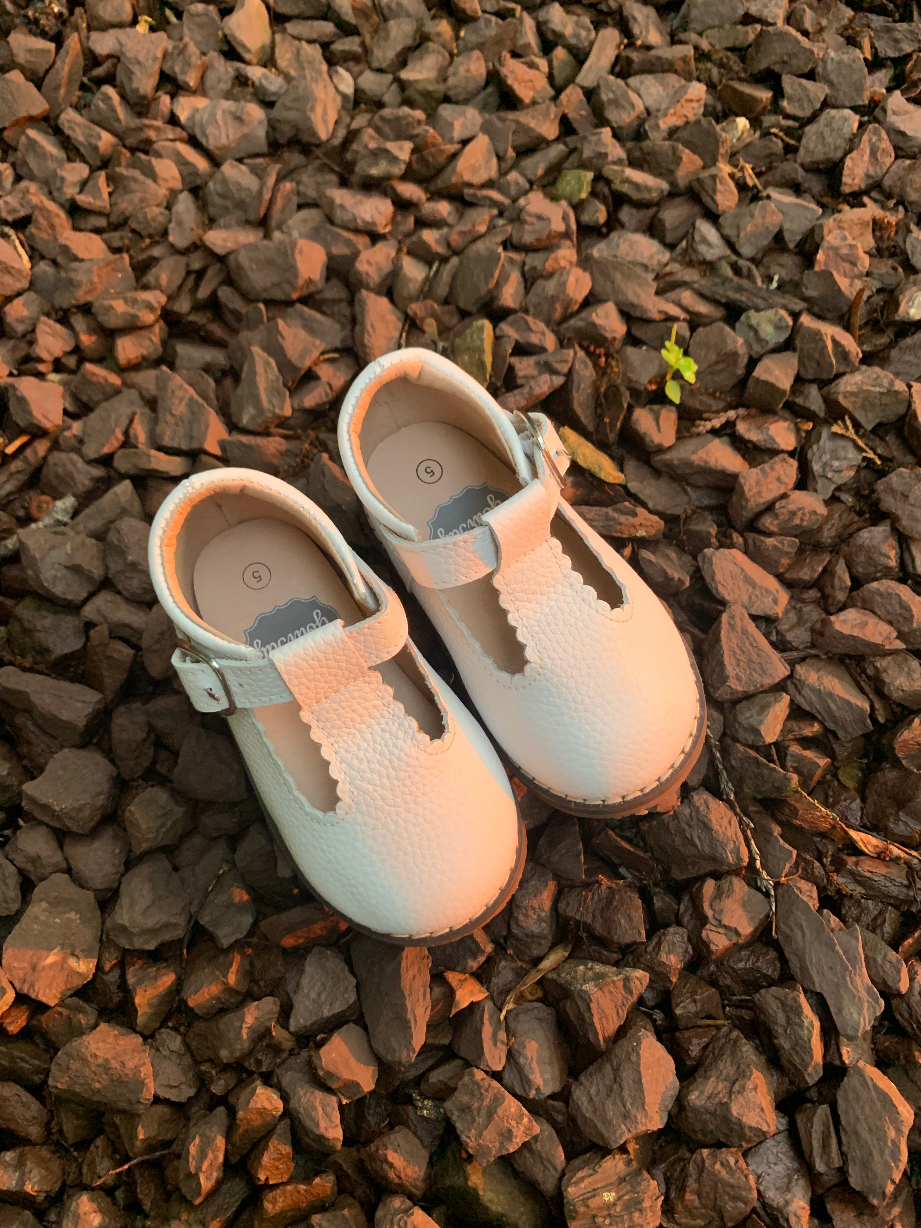 New T-straps White