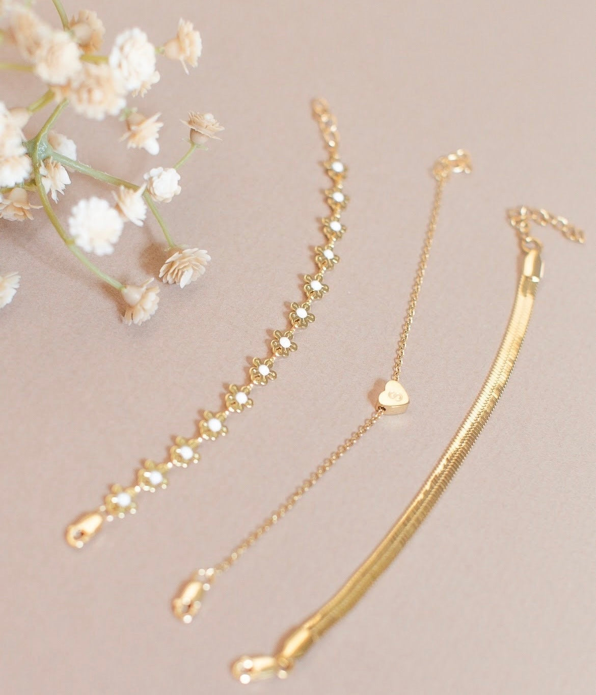 Gold Daisy Chain Bracelet