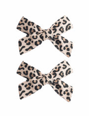 Leopard-pigtails