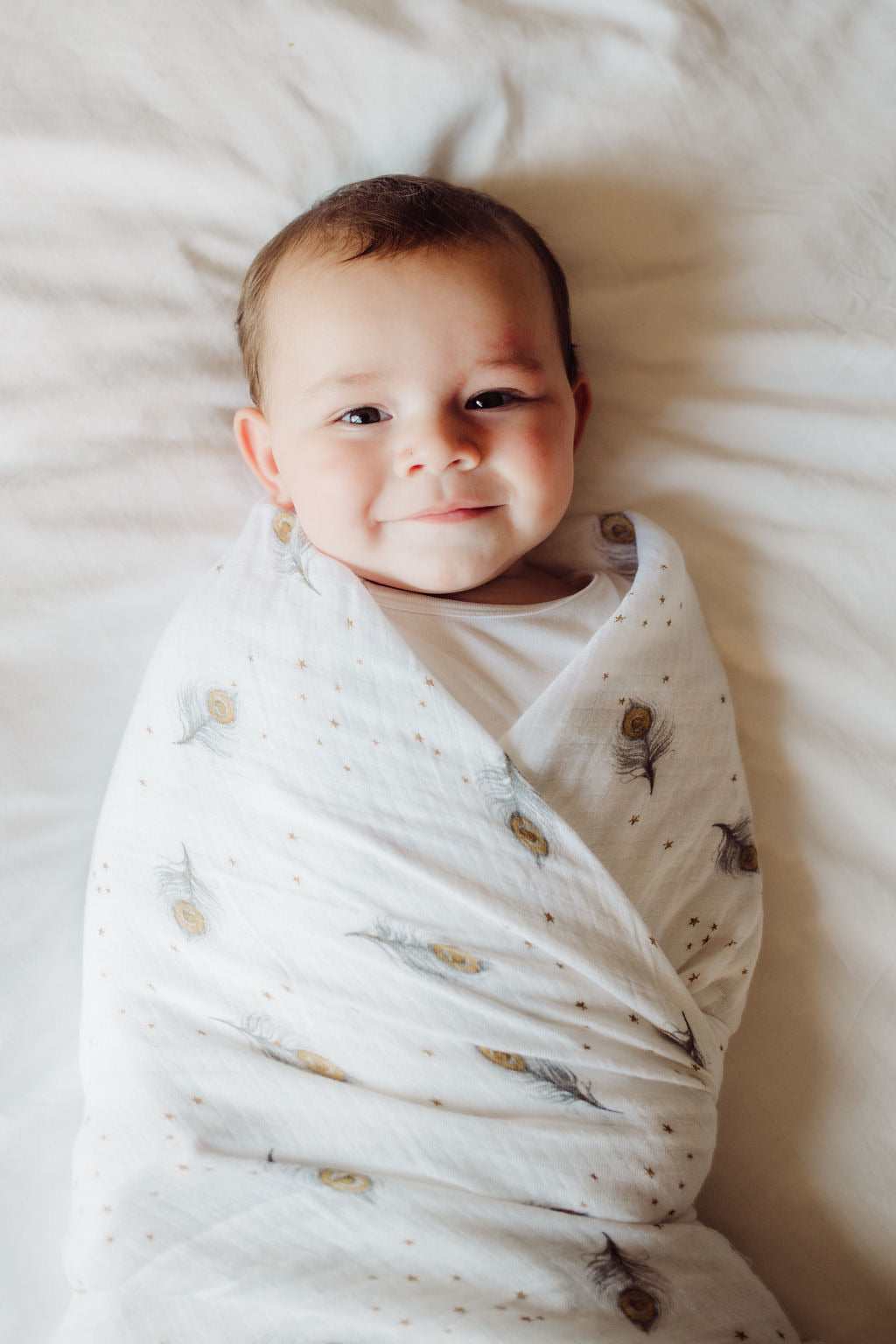 ORGANIC SWADDLE - MAGICAL FEATHERS