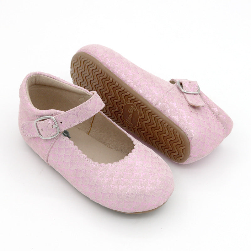 Mary Jane - Pink Mermaid Scales