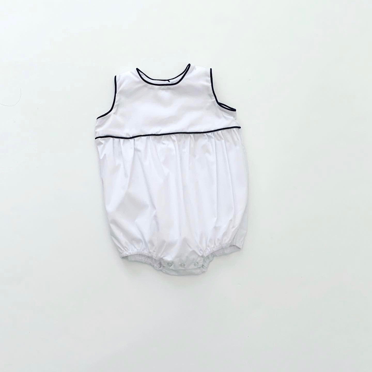 White Bubble With Piped Trim