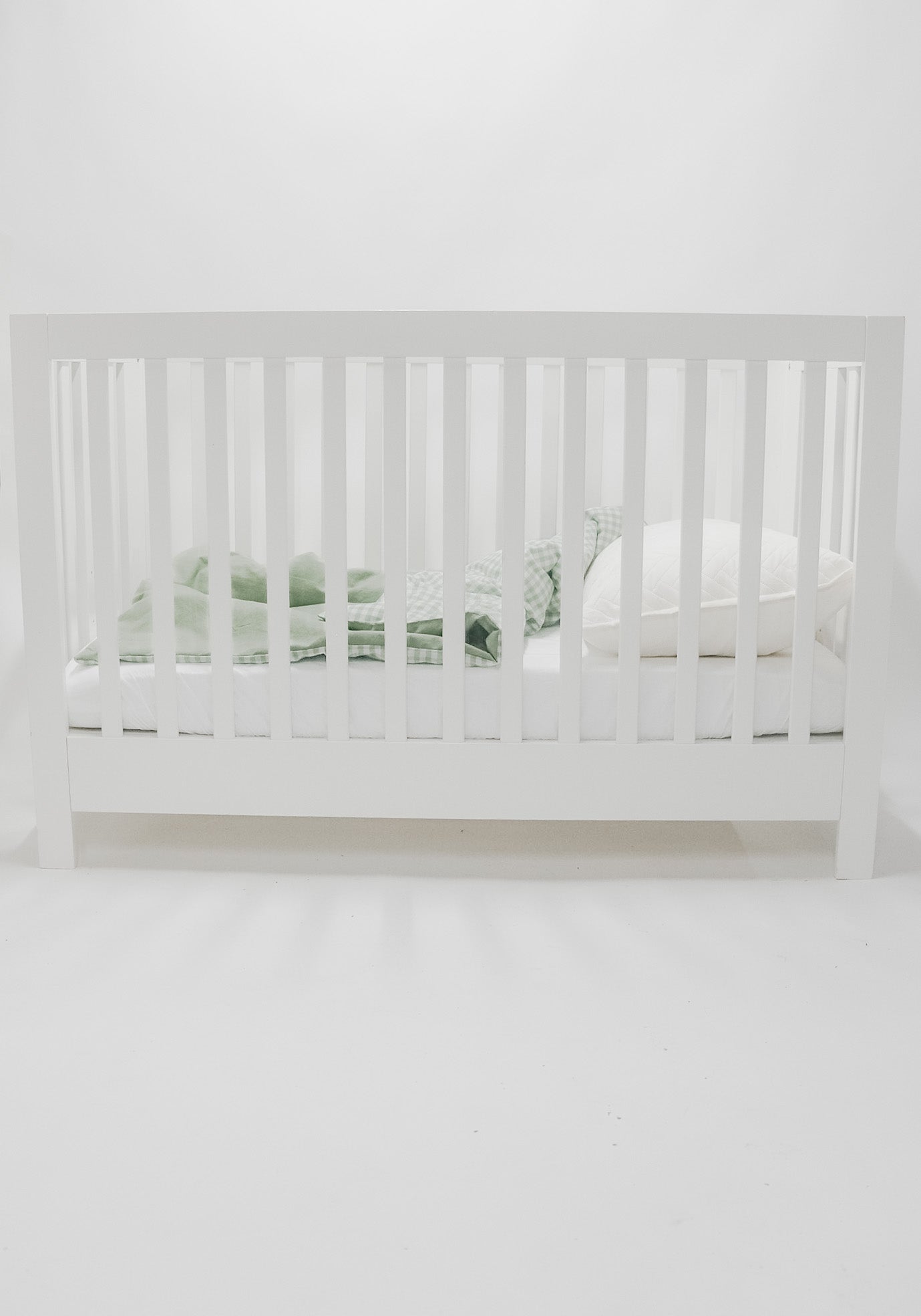 Ivy Gingham Quilted Blanket