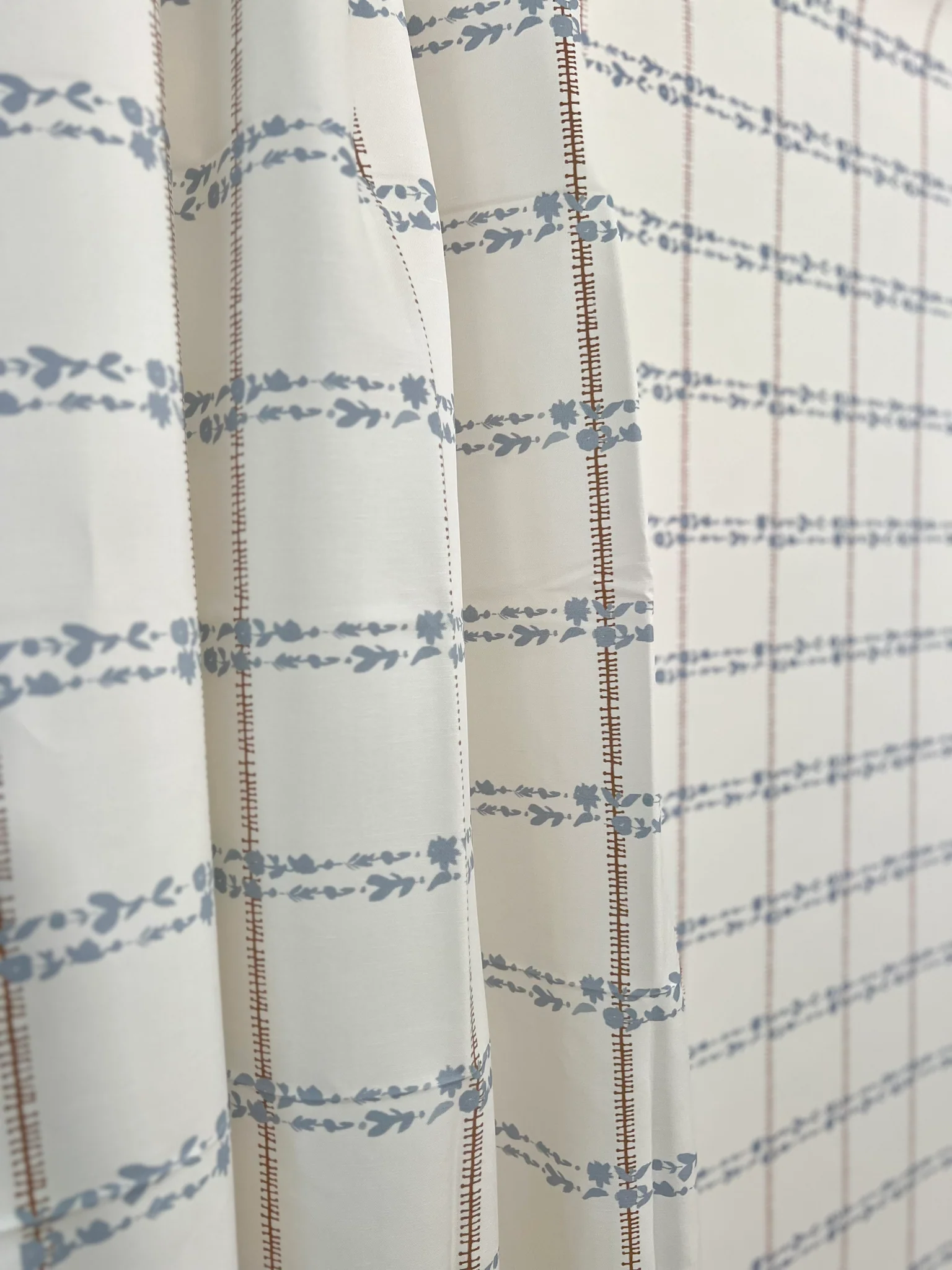 Budding Strand In Heritage- Fabric