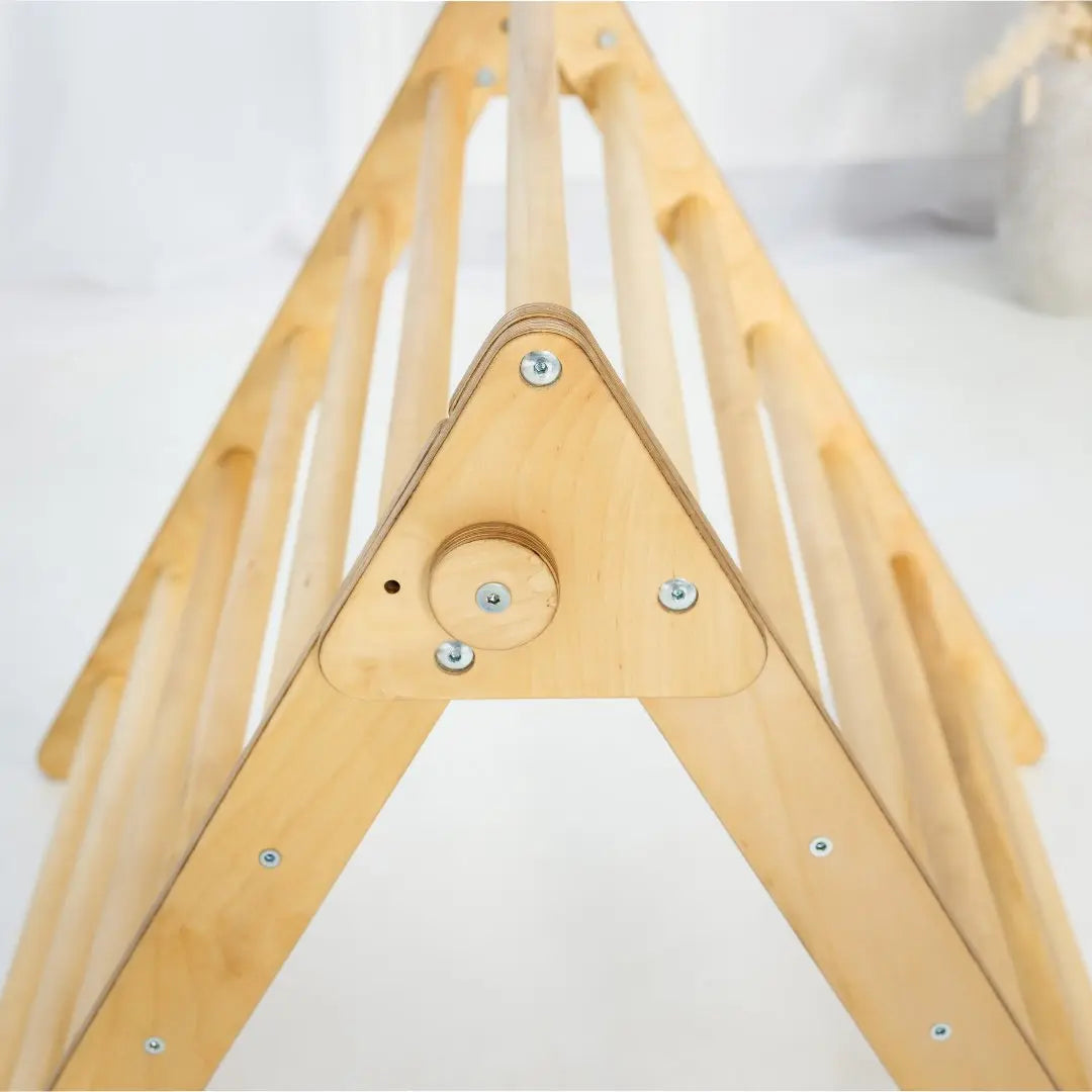 Indoor Montessori Triangle Climbing Ladder For Toddlers 1-7 Y.o.