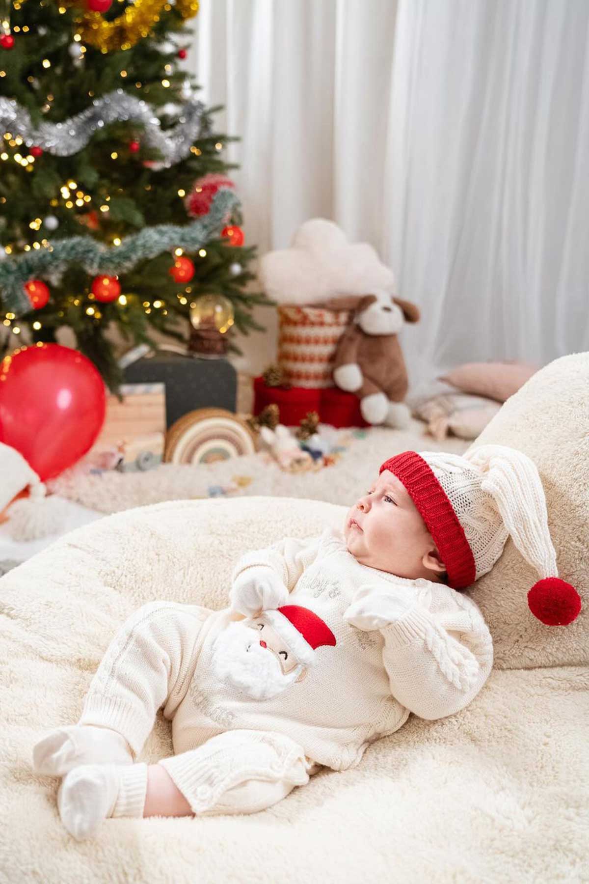 First Christmas Newborn Knitwear Set (5 Pcs)