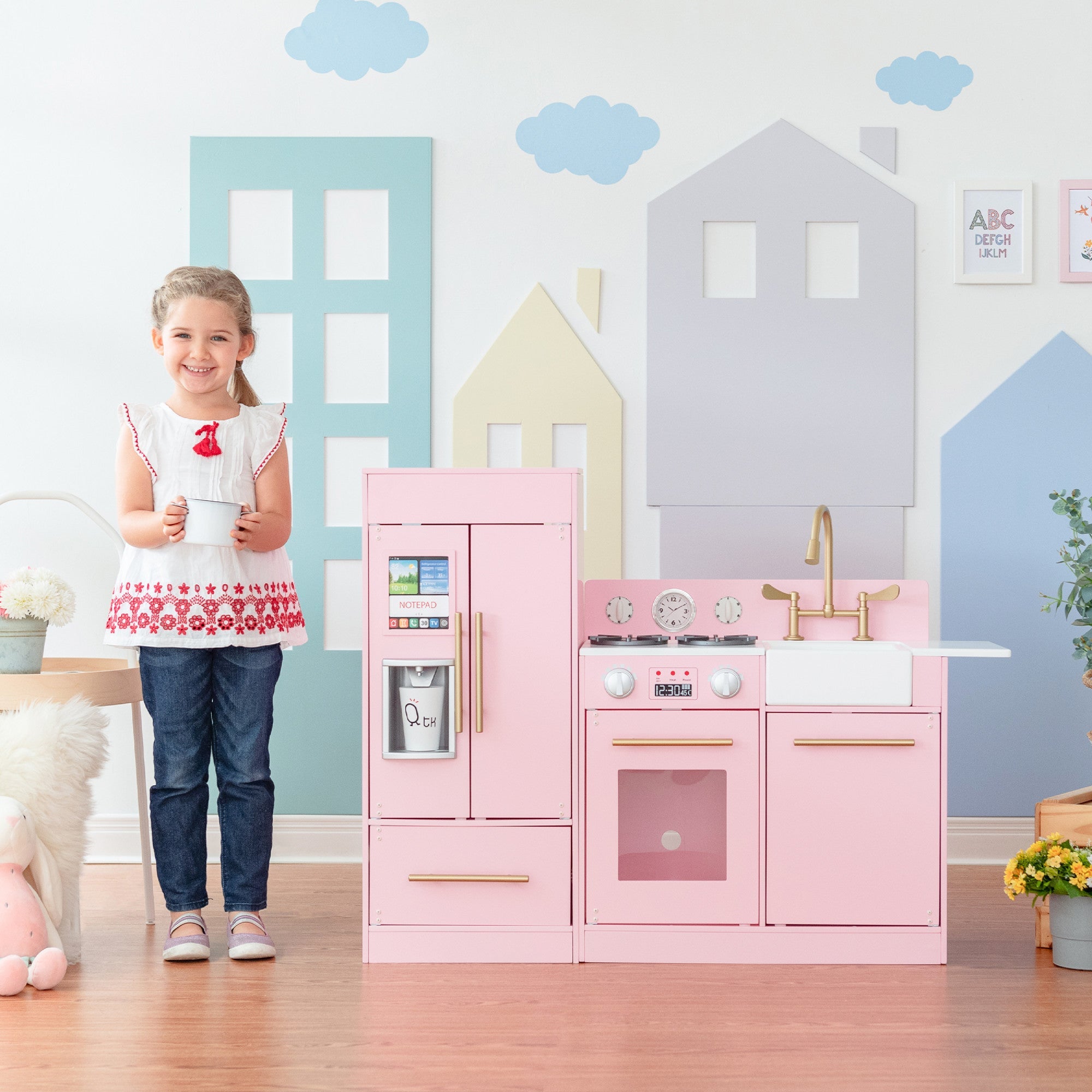 Little Chef Charlotte Play Kitchen & Refrigerator Set, Pink