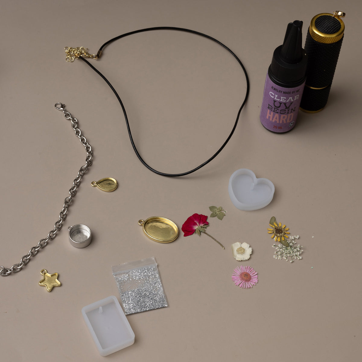 Deluxe Resin Kit In A Pouch