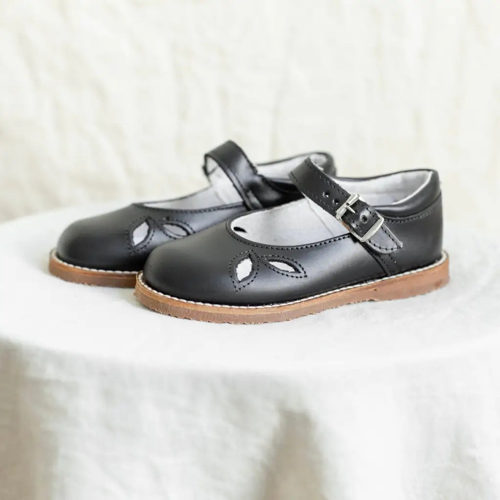 Josie Mary Jane - Black