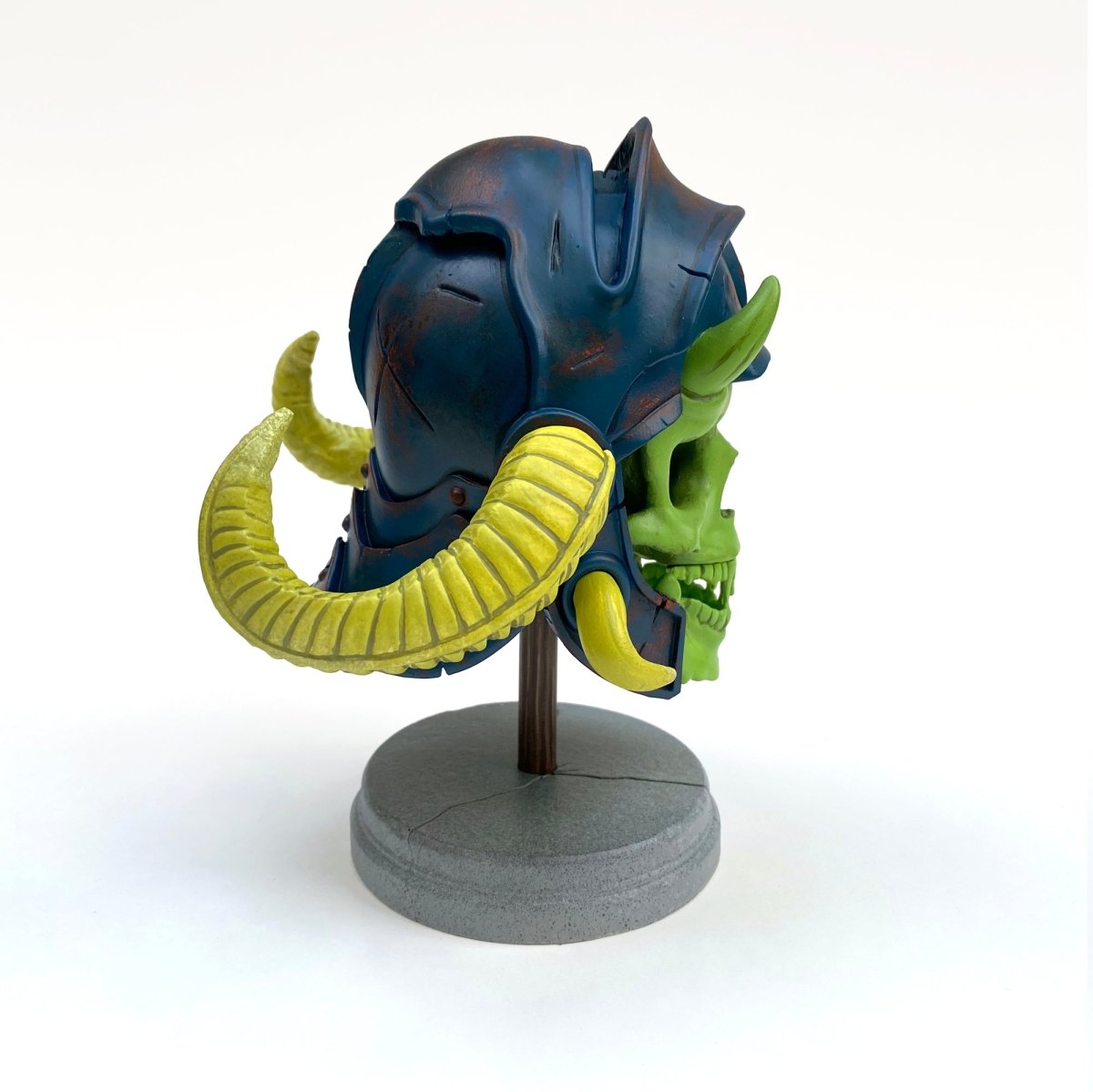 K-nor Warrior Skull Resin Figure