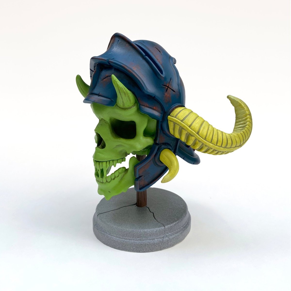 K-nor Warrior Skull Resin Figure