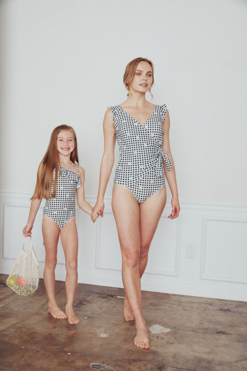 F1802-gingham Daisy Blk